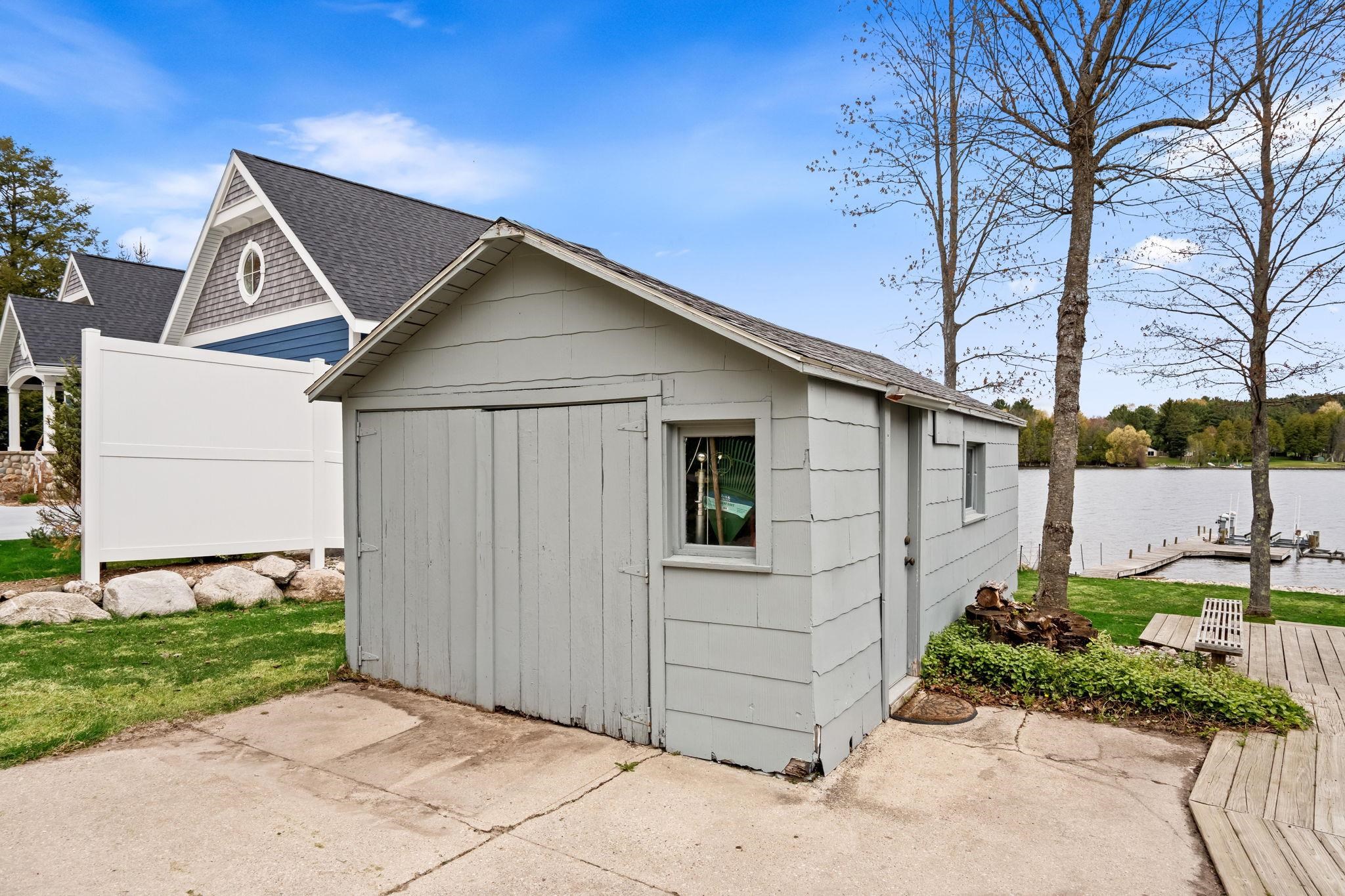 7133 Crystal Spring Road, Bellaire, MI, 49615