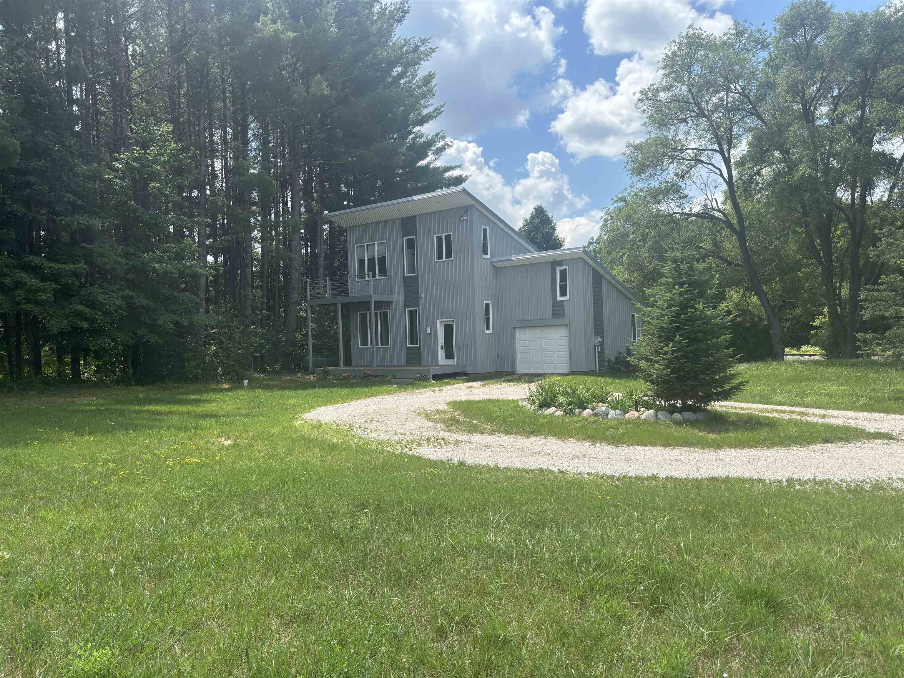 Homes for sale in Kingsley, MI | 6215 S Garfield Road, S, Kingsley, MI 49649 | MLS# 80068262