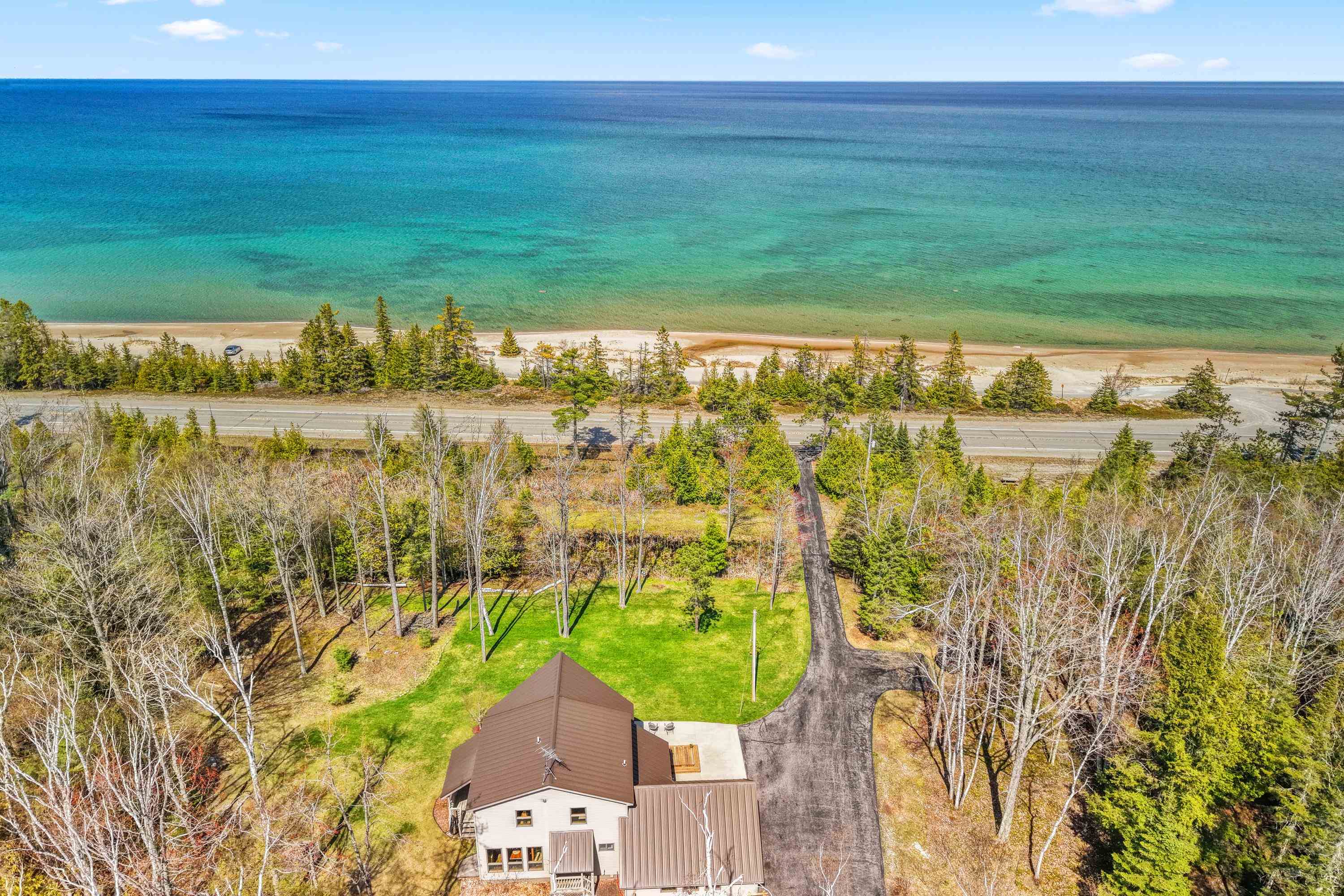 Photo 3 of Single family home for sale at 3998 N Us 23, Rogers Township Presque Isle, MI 49779 | MLS# 77080068357 | Listing updated on 2026-09-30