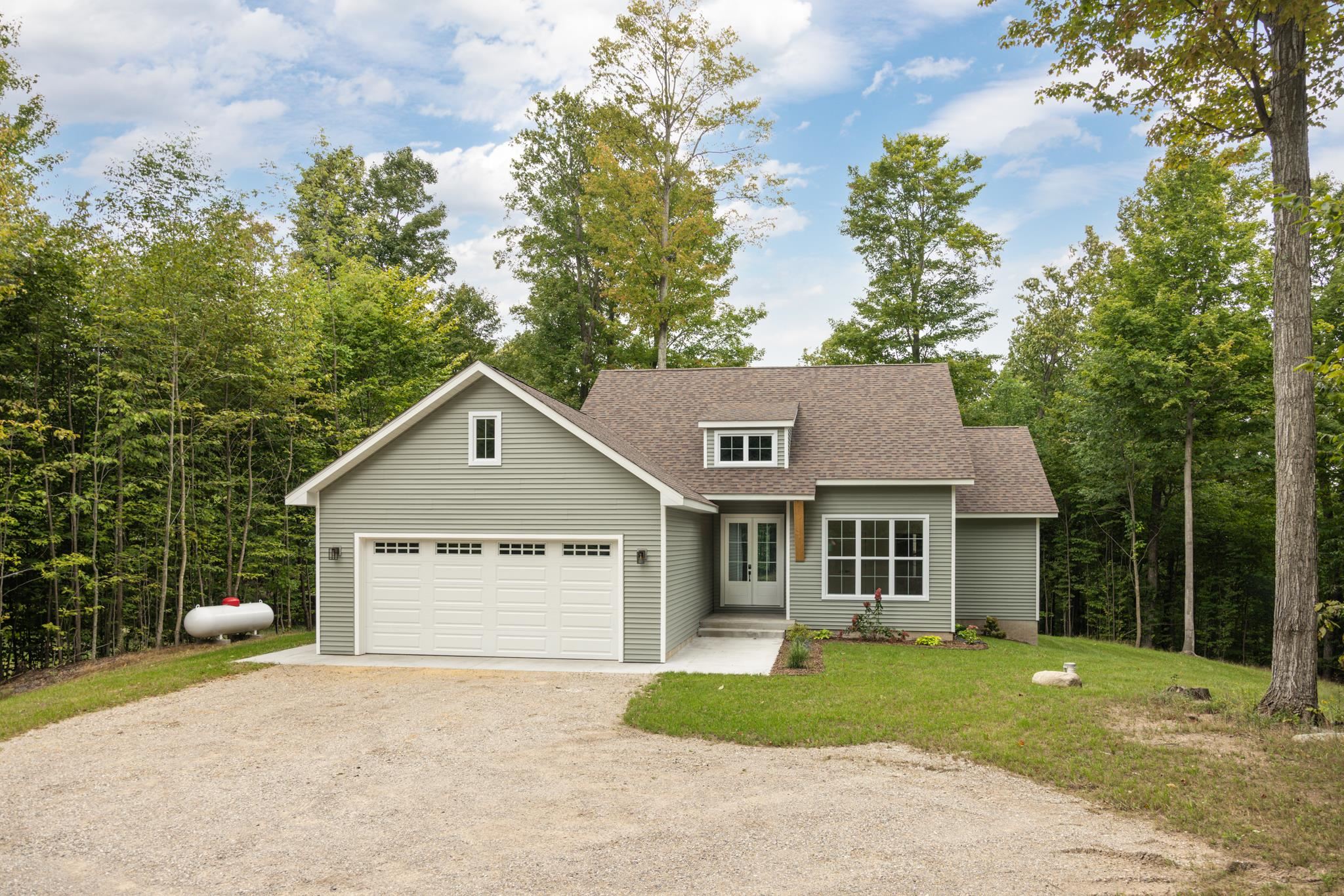 Photo 2 of Single family home for sale at 5686 W Timberview Trl, Empire, MI 49630 | MLS# 78080068443 | Listing updated on 2026-09-17