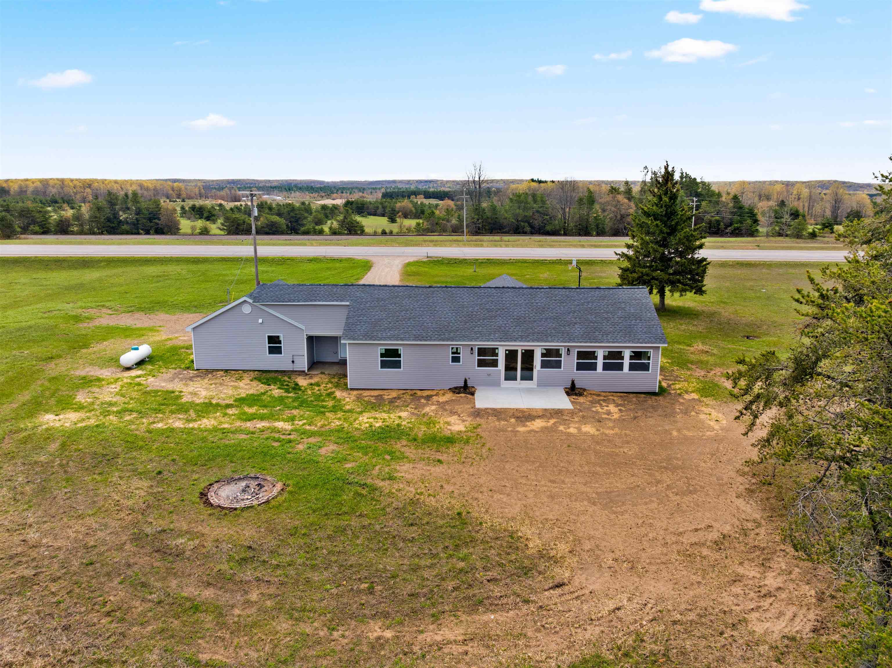 5th image of 5568 S Us-131, Mancelona, MI 49659 | MLS# 78080068581