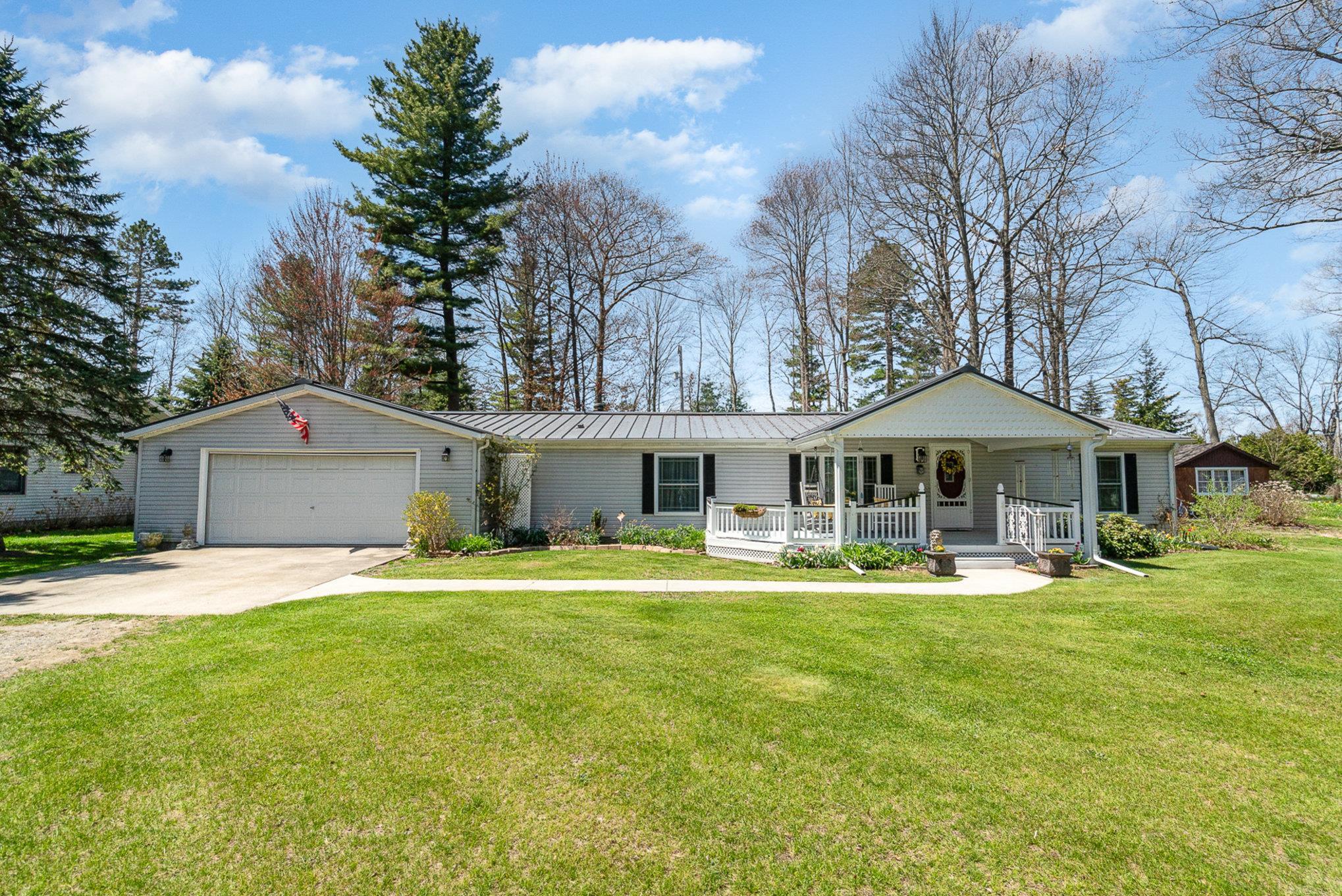 1st image of 2423 West Dr, Tawas City, MI 48763 | MLS# 80068694