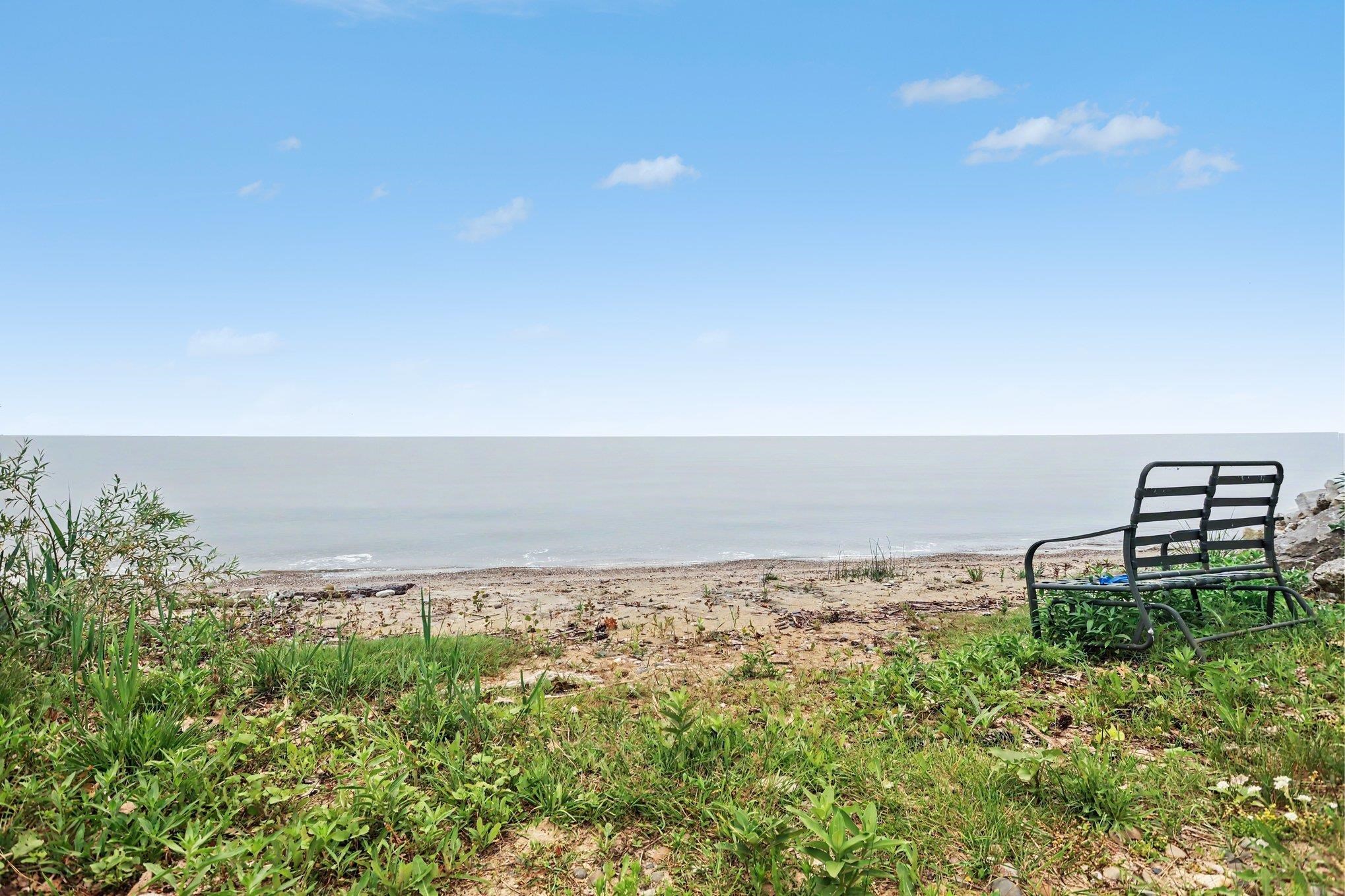 40th image of 2423 West Dr, Tawas City, MI 48763 | MLS# 80068694