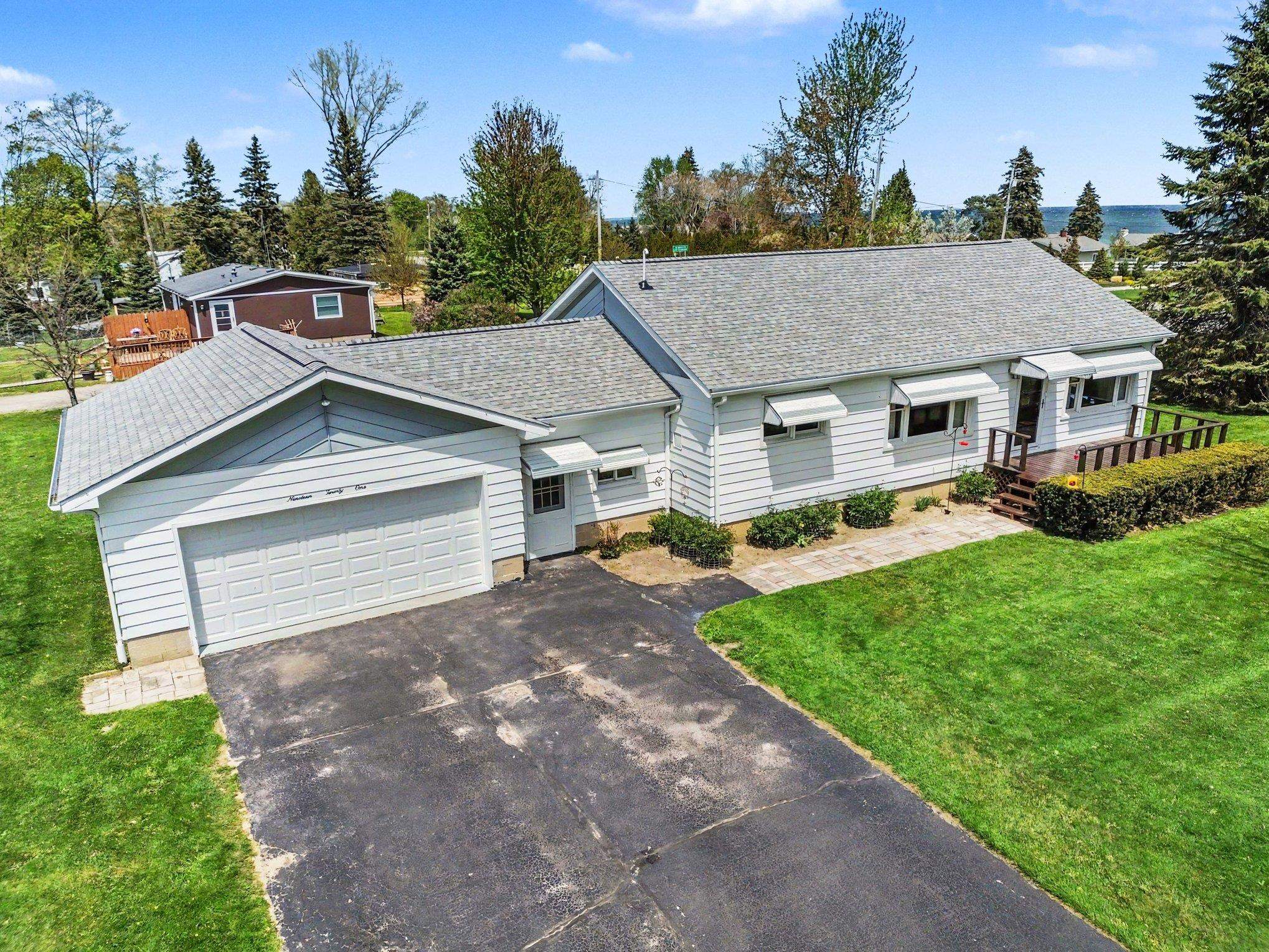 20th image of 1921 N Huron Rd, Tawas City, MI 48763 | MLS# 80068697