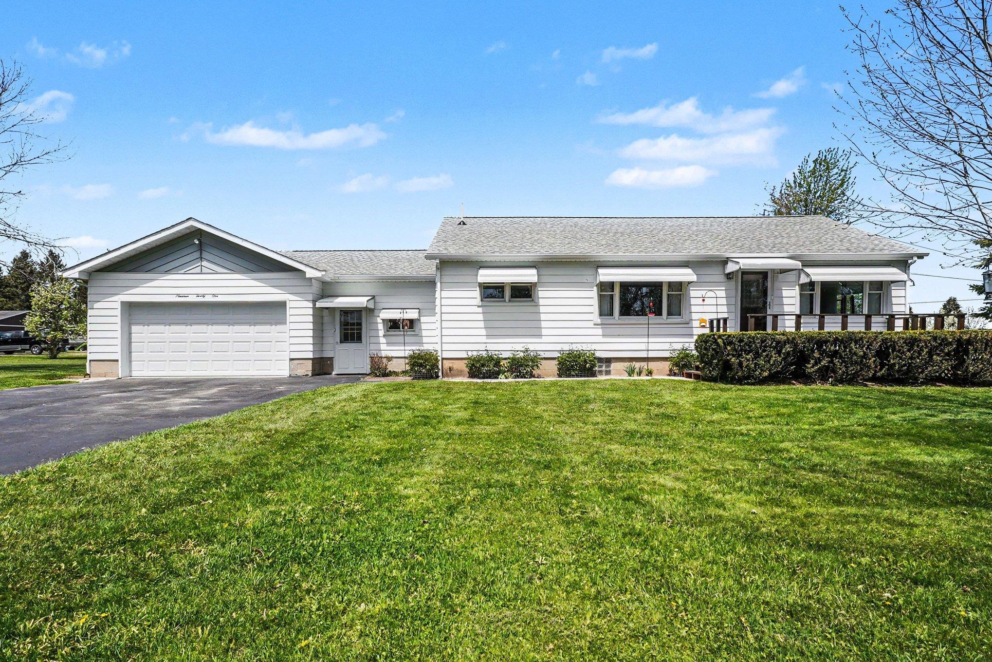 4th image of 1921 N Huron Rd, Tawas City, MI 48763 | MLS# 80068697