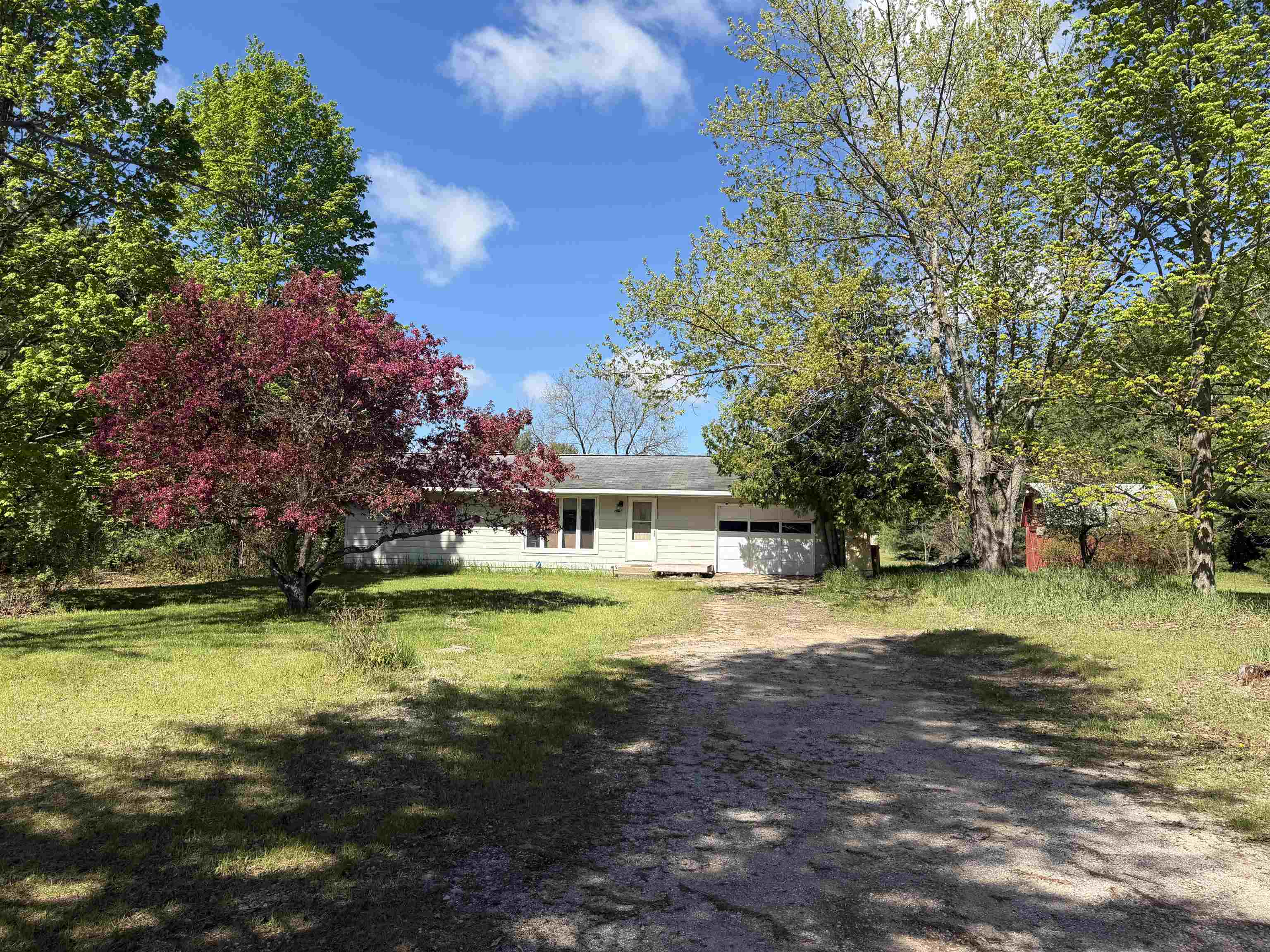4th image of 6296 Reynolds Rd, Lake Ann, MI 49650 | MLS# 80068747
