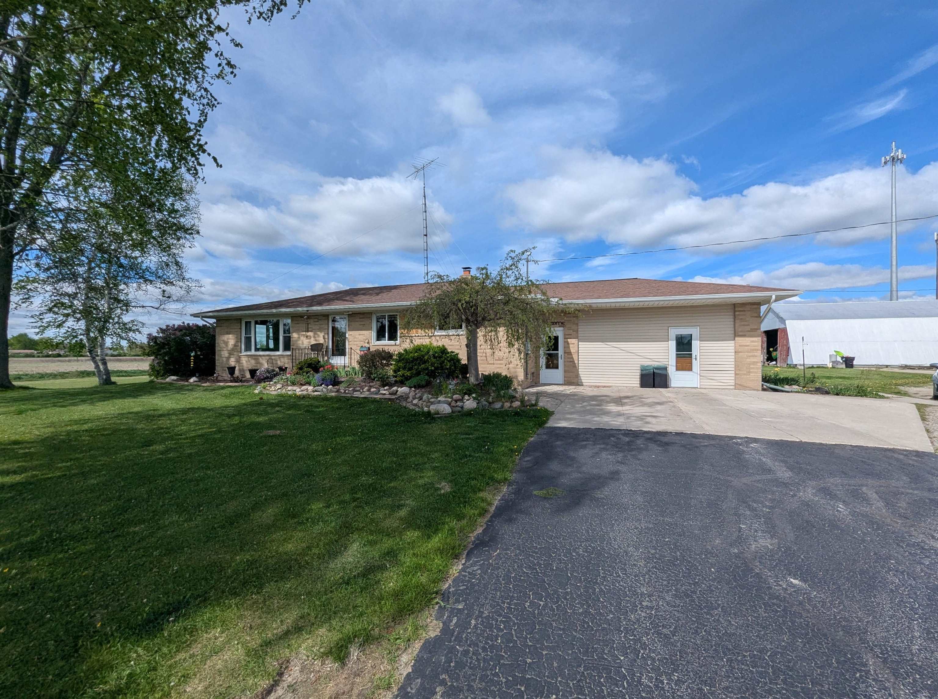 Homes for sale in Twining, MI | 1171 N M 65, Twining, MI 48766 | MLS# 80068774