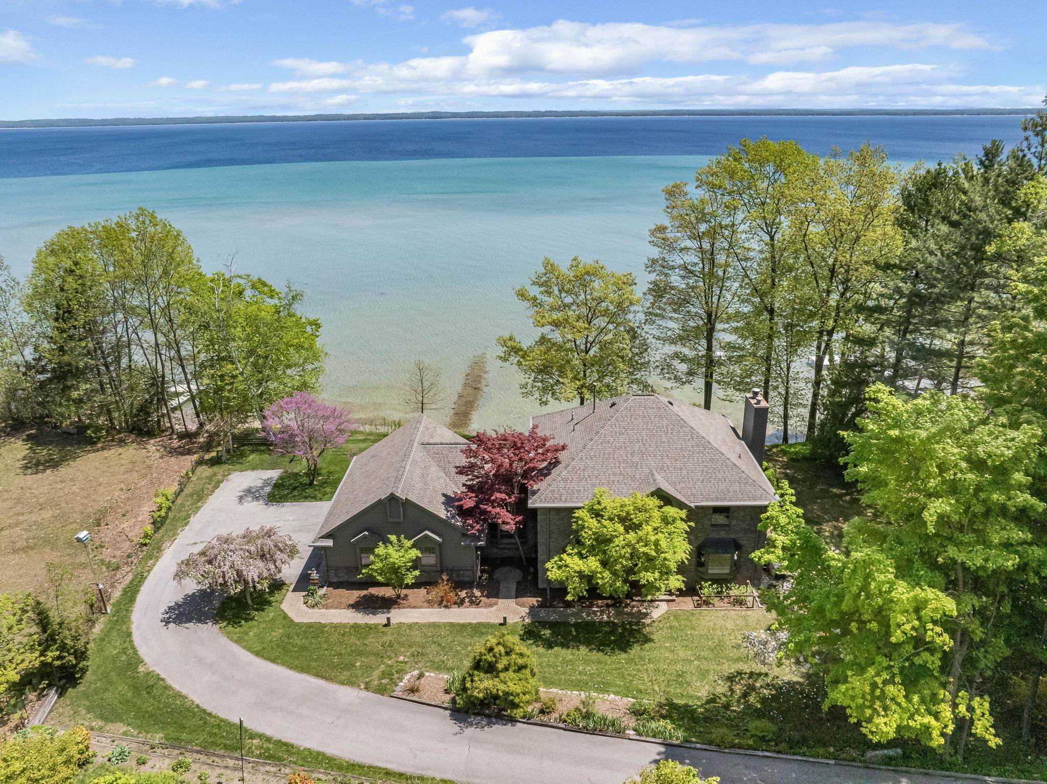 Homes for sale in Peninsula Township Grand Traverse, MI | 17744 Smokey Hollow Rd, Peninsula Township Grand Traverse, MI 49686 | MLS# 78080068893