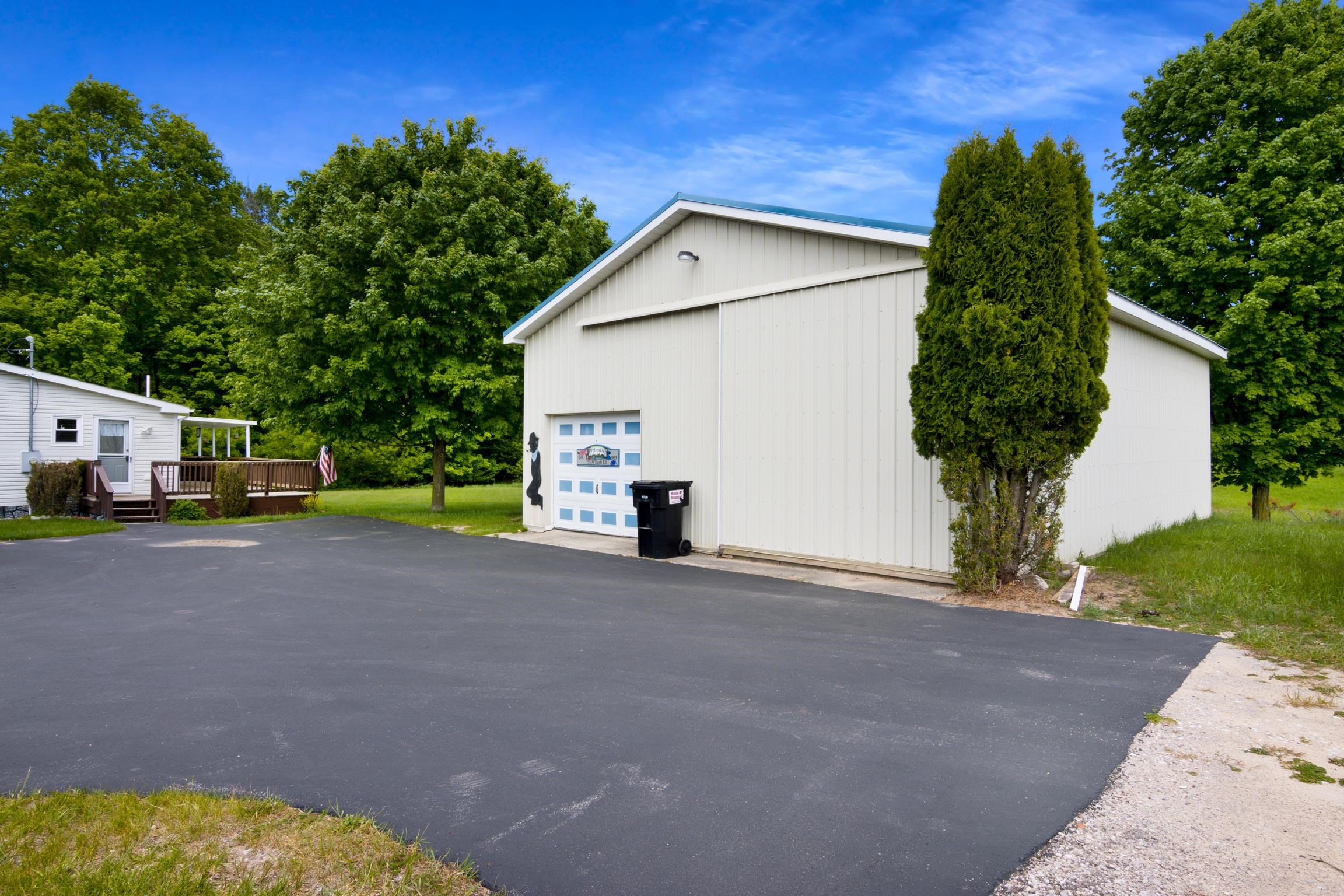 Homes for sale in Maple City, MI | 9101 S Nash Rd, Maple City, MI 49664 | MLS# 80069123