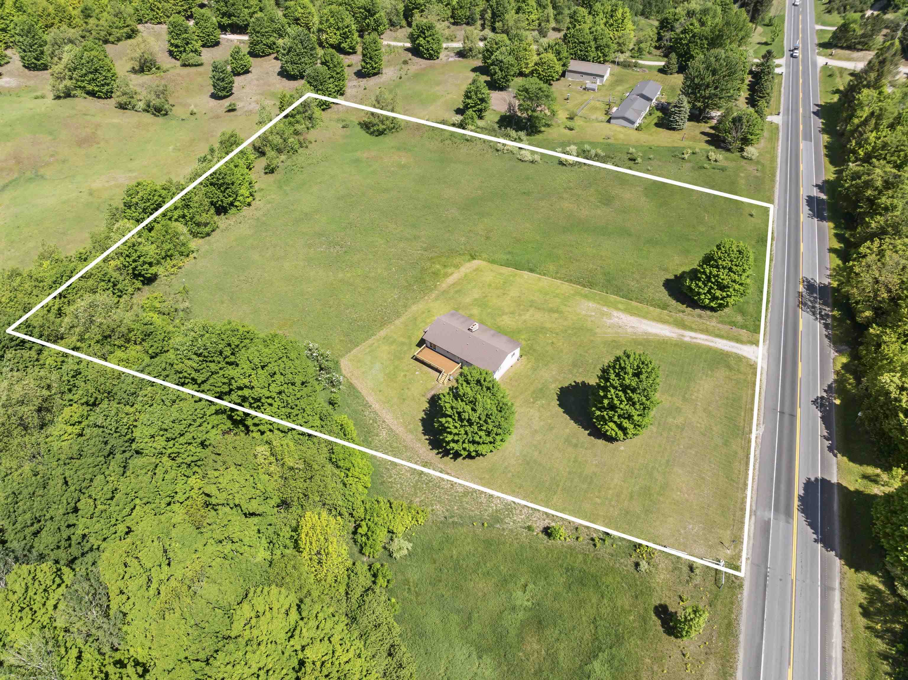 2nd image of 4848 Benzie Hwy, Benzonia, MI 49616 | MLS# 80069279
