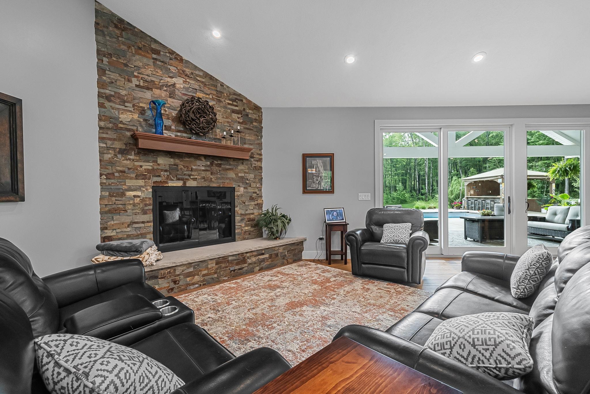 Photo 3 of Single family home for sale at 586 Starflower Ln, Whitewater Township Grand Traverse, MI 49696 | MLS# 78080069568 | Listing updated on 2026-09-18
