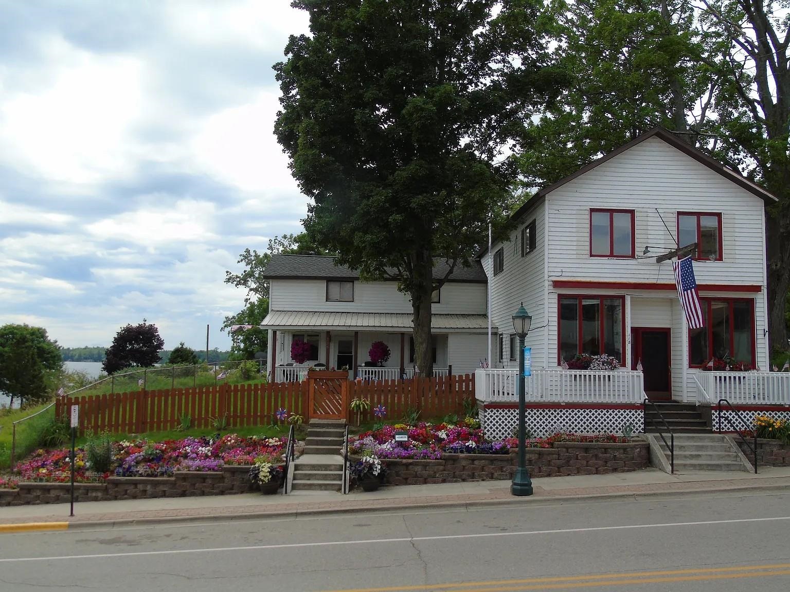 Photo 2 of Multi family home for sale at 118 E State St, Fife Lake, MI 49633 | MLS# 78080069671 | Listing updated on 2026-10-06