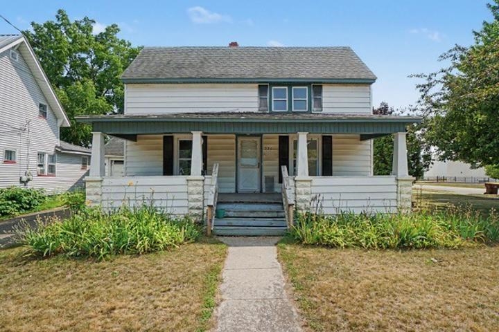 1st image of 221 W Center St, Alma, MI 48801 | MLS# 80069832