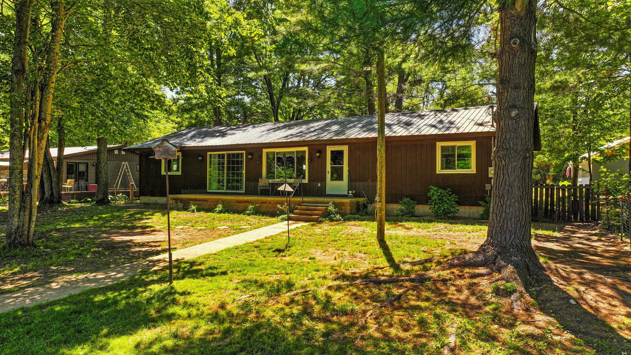 5th image of 5596 Ne Rita Dr, Kalkaska, MI 49646 | MLS# 80069944