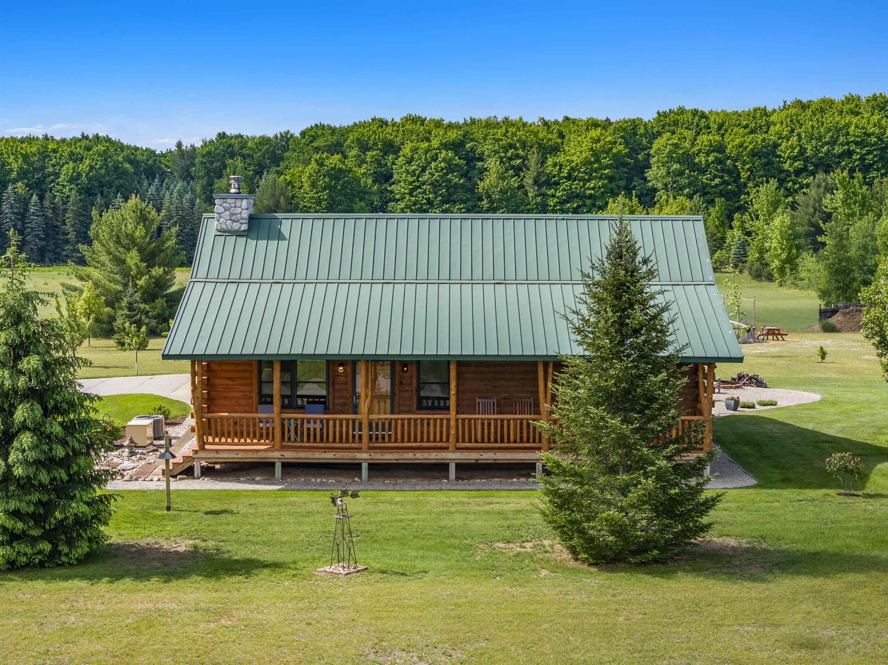 4th image of 347 Sw Boardman Rd, South Boardman, MI 49680 | MLS# 80070031