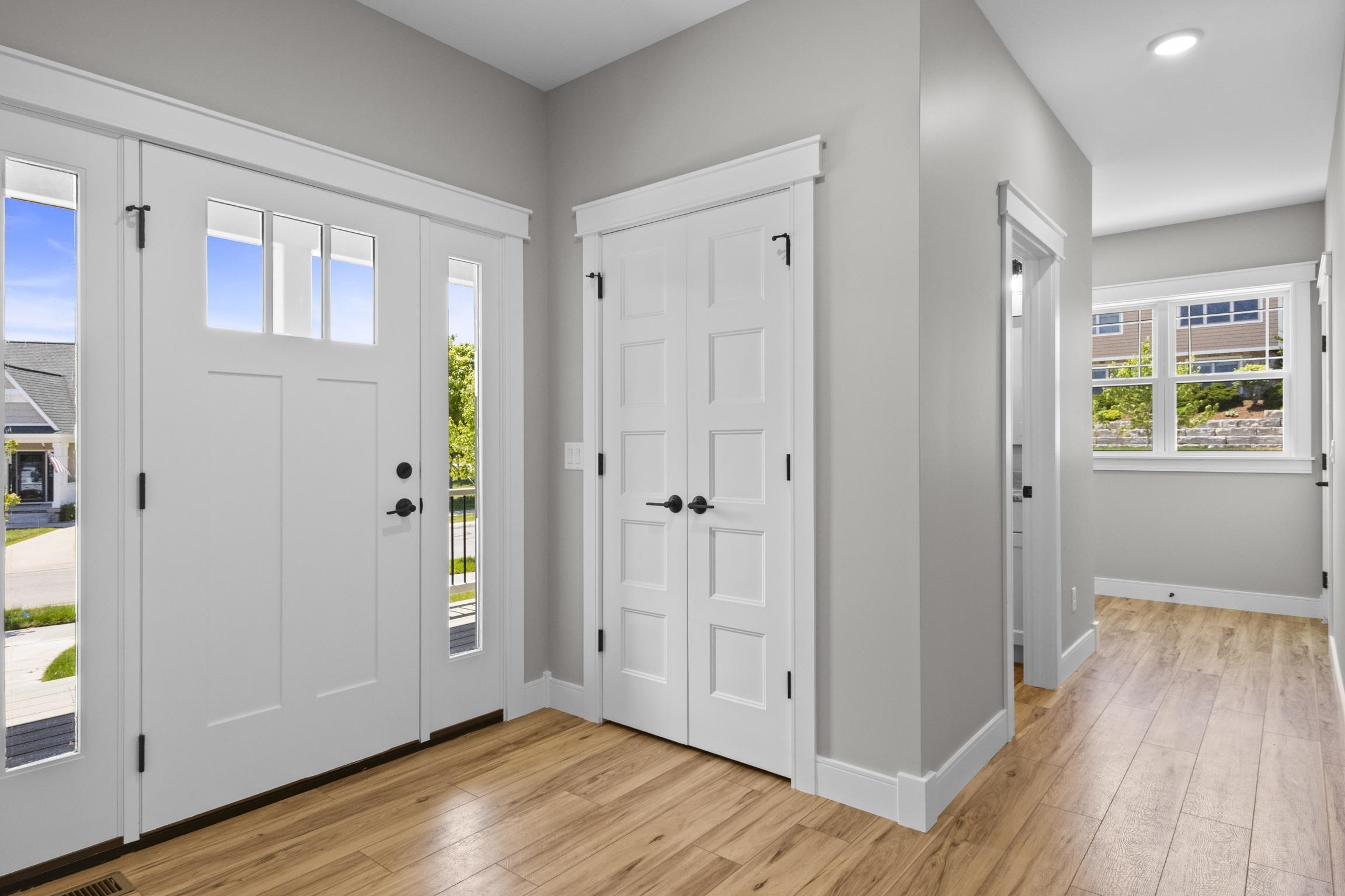 Photo 3 of Single family home for sale at 10788 Shrewbury St, Traverse City, MI 49684 | MLS# 78080070047 | Listing updated on 2026-09-28