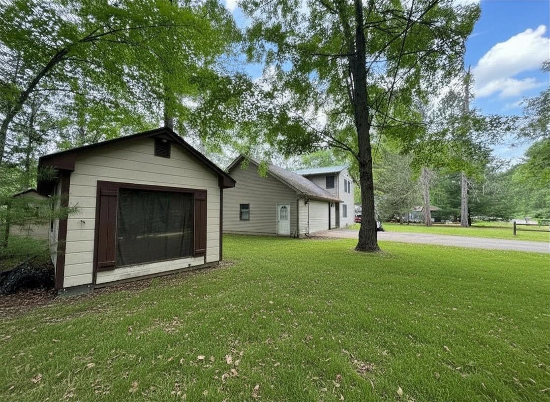 Photo 3 of Single family home for sale at 4867 E Shore Dr, Clement Township Gladwin, MI 48610 | MLS# 79080070060 | Listing updated on 2026-10-05