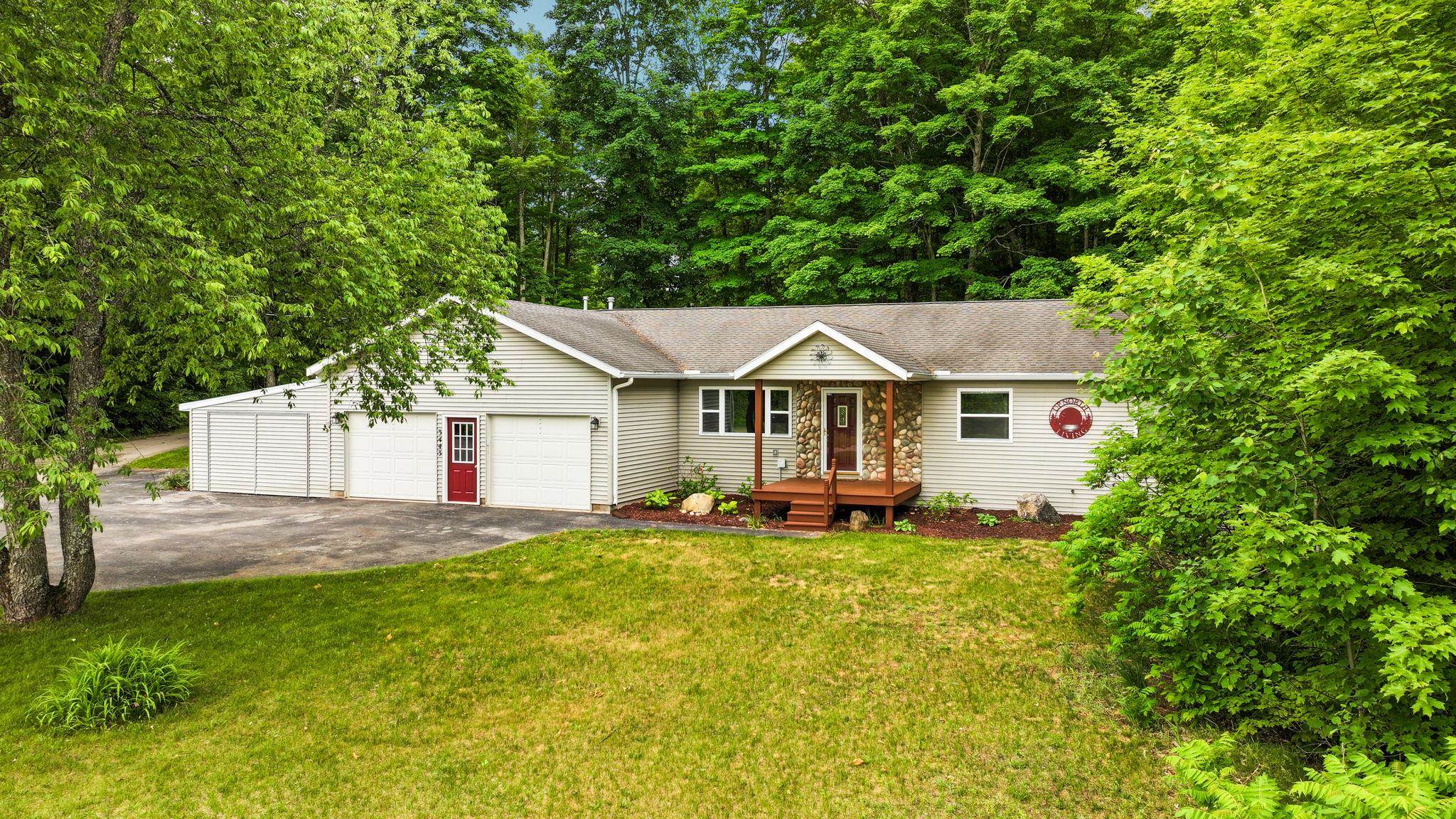 Photo 1 of Single family home for sale at 3443 Nw American Way, Williamsburg, MI 49690 | MLS# 78080070069 | Listing updated on 2026-09-17