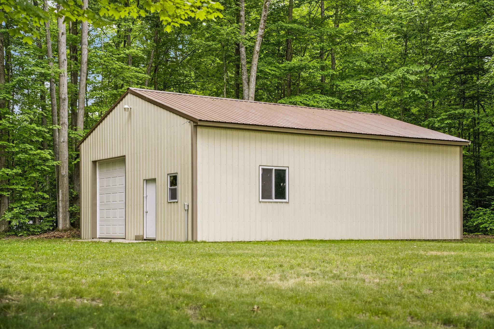 Photo 3 of Single family home for sale at 3443 Nw American Way, Williamsburg, MI 49690 | MLS# 78080070069 | Listing updated on 2026-09-17