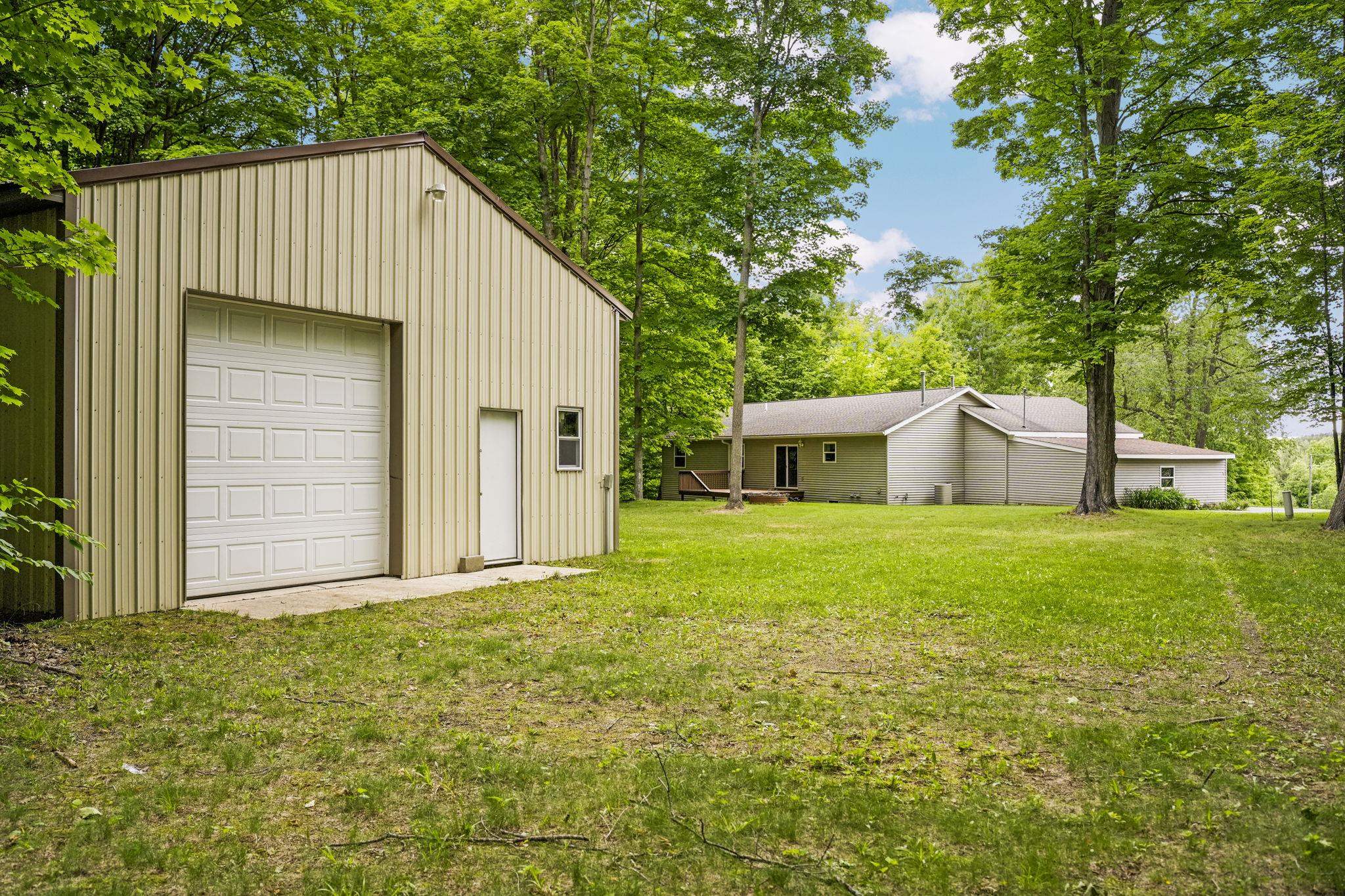 Photo 3 of Single family home for sale at 3443 NW American Way, Williamsburg, MI 49690 | MLS# 78080070069 | Listing updated on 2026-09-17