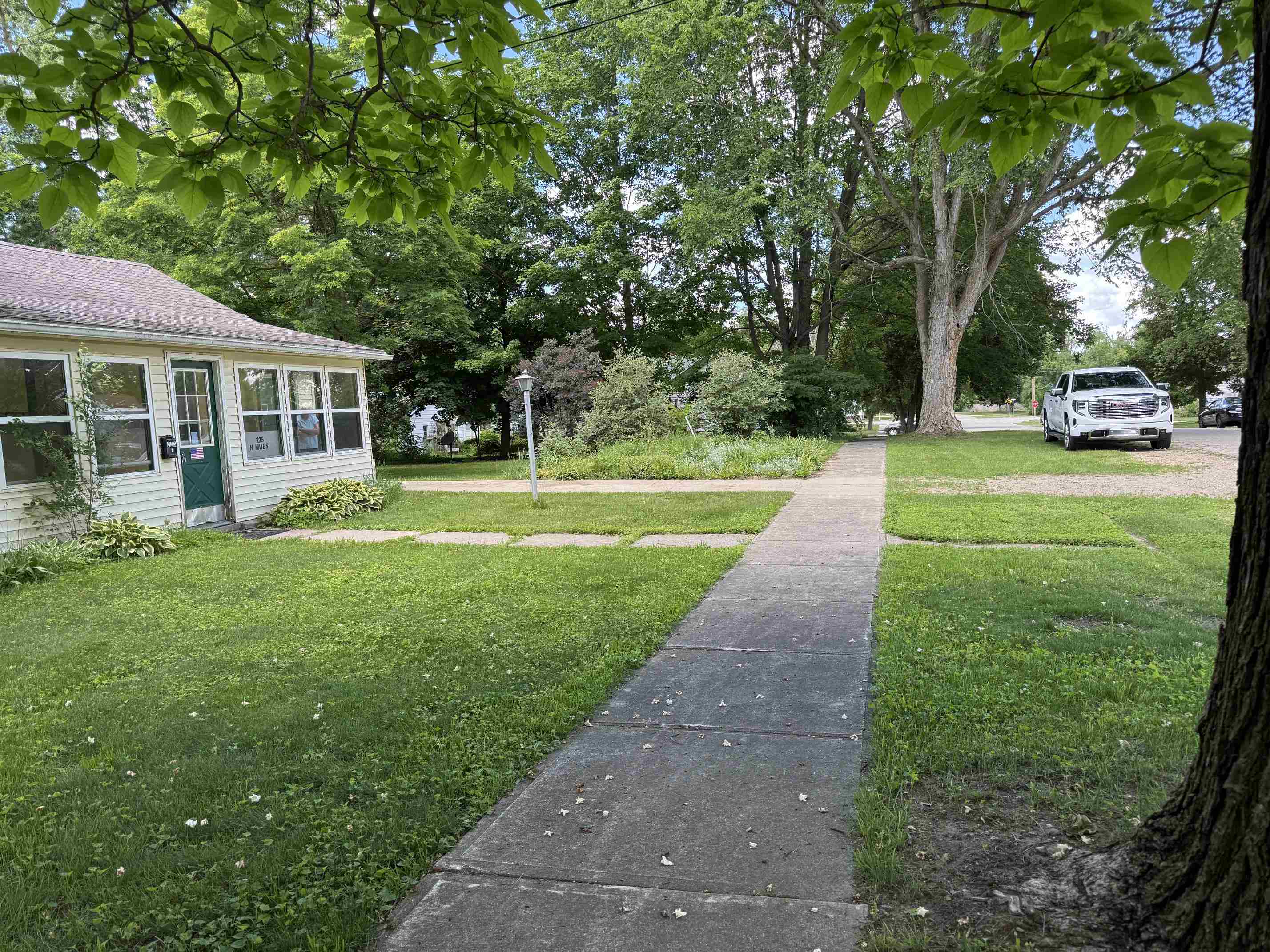 25th image of 225 N Hayes St, Farwell, MI 48622 | MLS# 79080070143