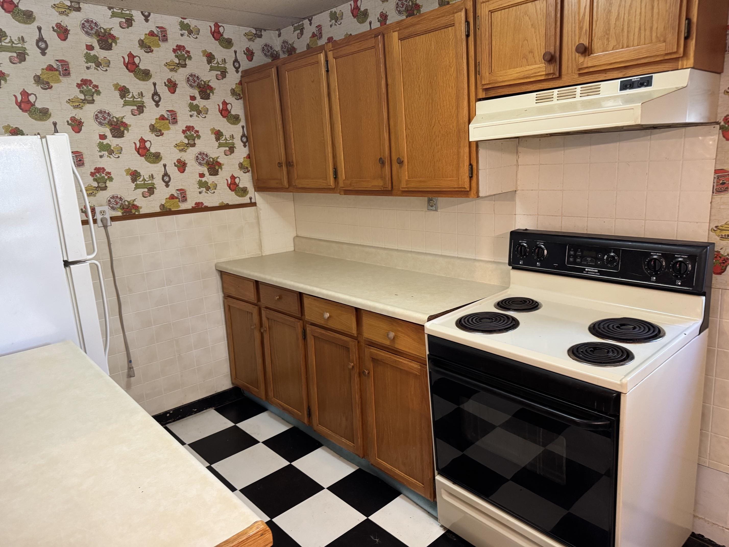 5th image of 225 N Hayes St, Farwell, MI 48622 | MLS# 79080070143