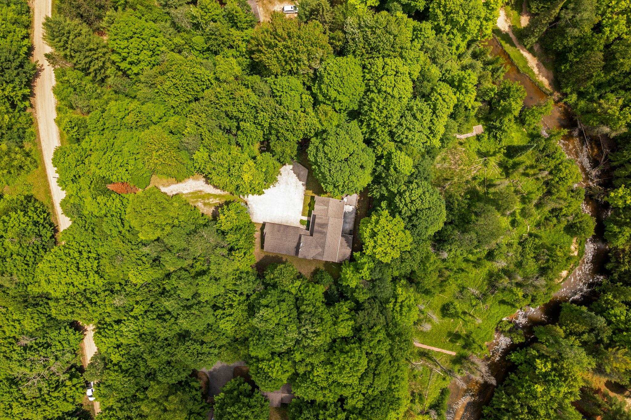 2nd image of 15445 Holly Dr, Thompsonville, MI 49683 | MLS# 78080070172