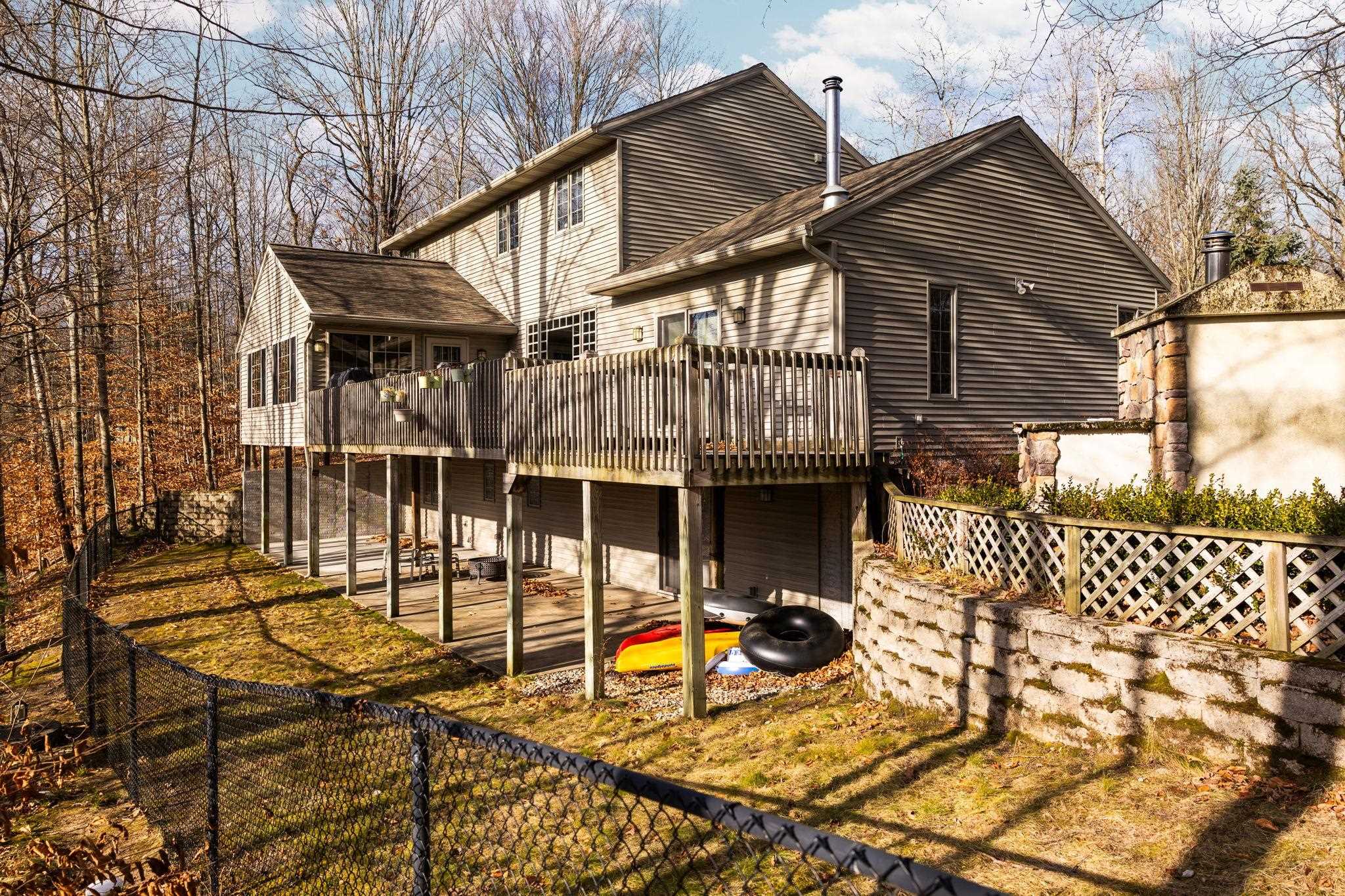 5th image of 15445 Holly Dr, Thompsonville, MI 49683 | MLS# 78080070172