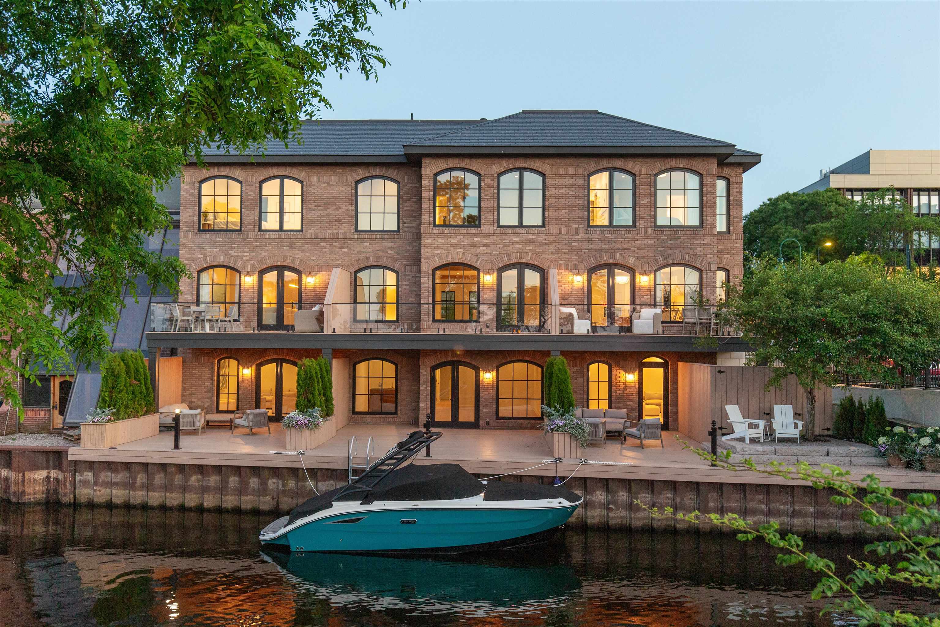 Photo 3 of Condo for sale at 100 Park St, Traverse City, MI 49684 | MLS# 78080070237 | Listing updated on 2026-10-06