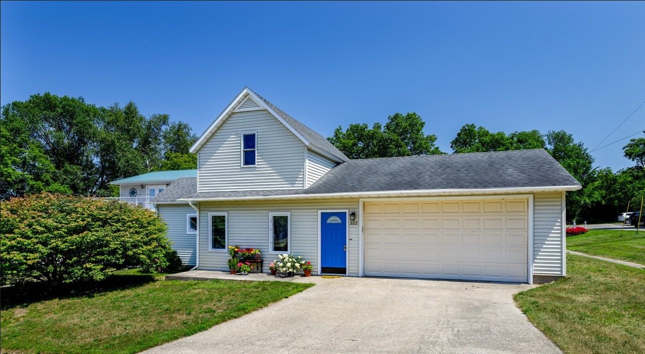 1st image of 323 Benzie Ct, Beulah, MI 49617 | MLS# 80070250