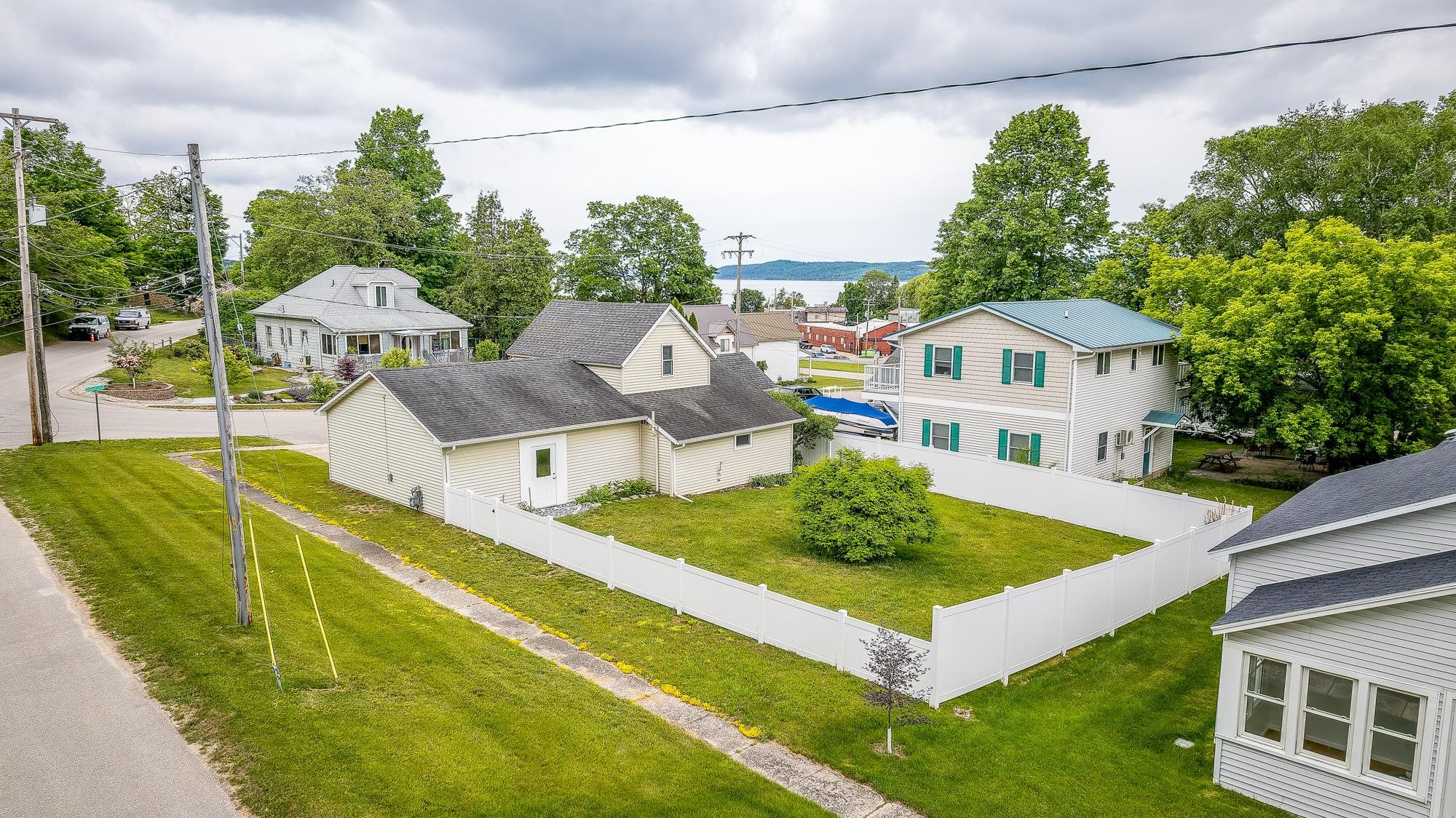 2nd image of 323 Benzie Ct, Beulah, MI 49617 | MLS# 78080070250