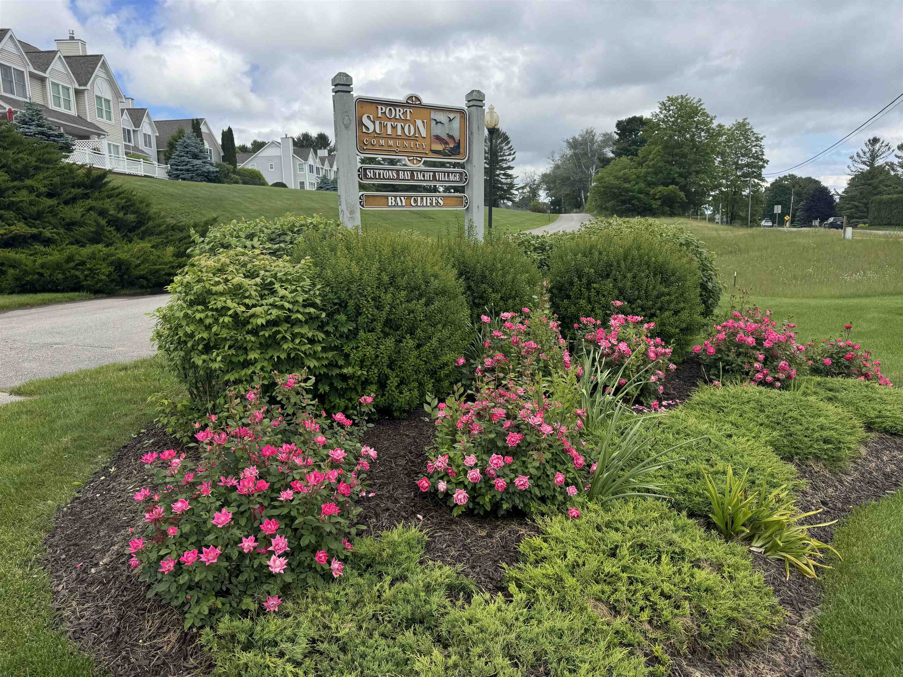 Homes for sale in Suttons Bay Township Leelanau, MI | 723 N Apple Tree Dr, Suttons Bay Township Leelanau, MI 49682 | MLS# 78080070274