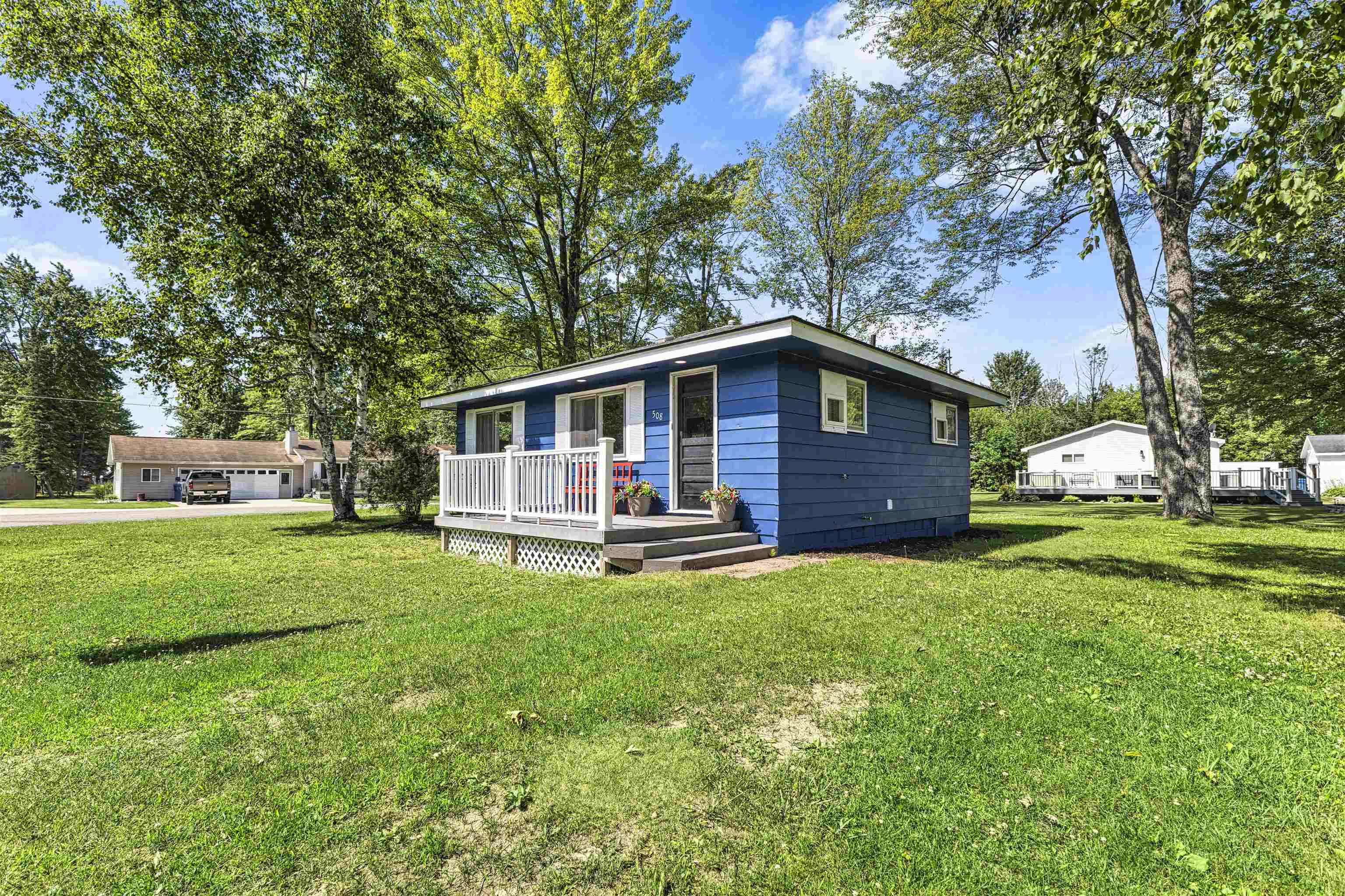 26th image of 508 Shore View Dr, Houghton Lake, MI 48629 | MLS# 77080070285
