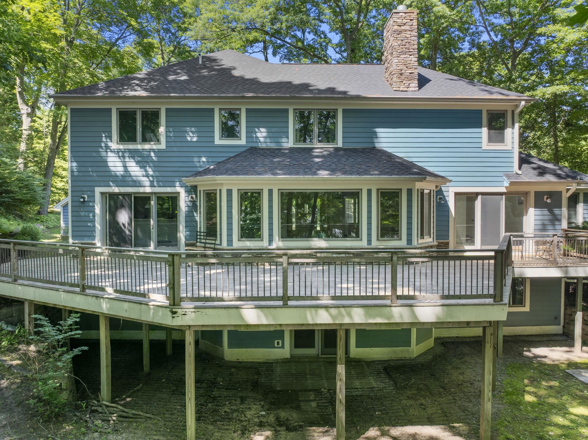 Photo 3 of Single family home for sale at 10268 E Twin Oaks Dr, Traverse City, MI 49684 | MLS# 78080070337 | Listing updated on 2026-10-07
