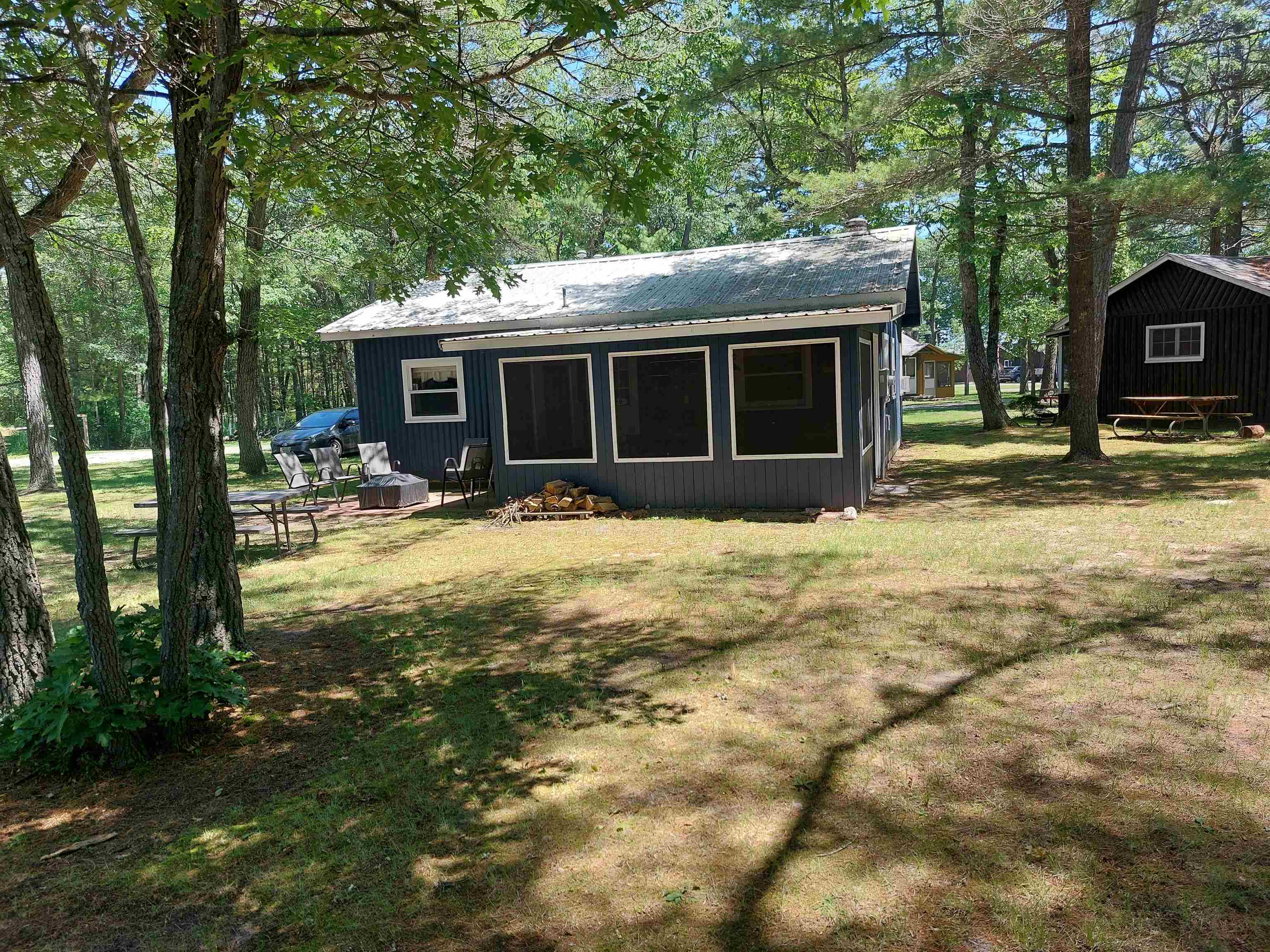 3rd image of 975 N Huron St, East Tawas, MI 48730 | MLS# 77080070356