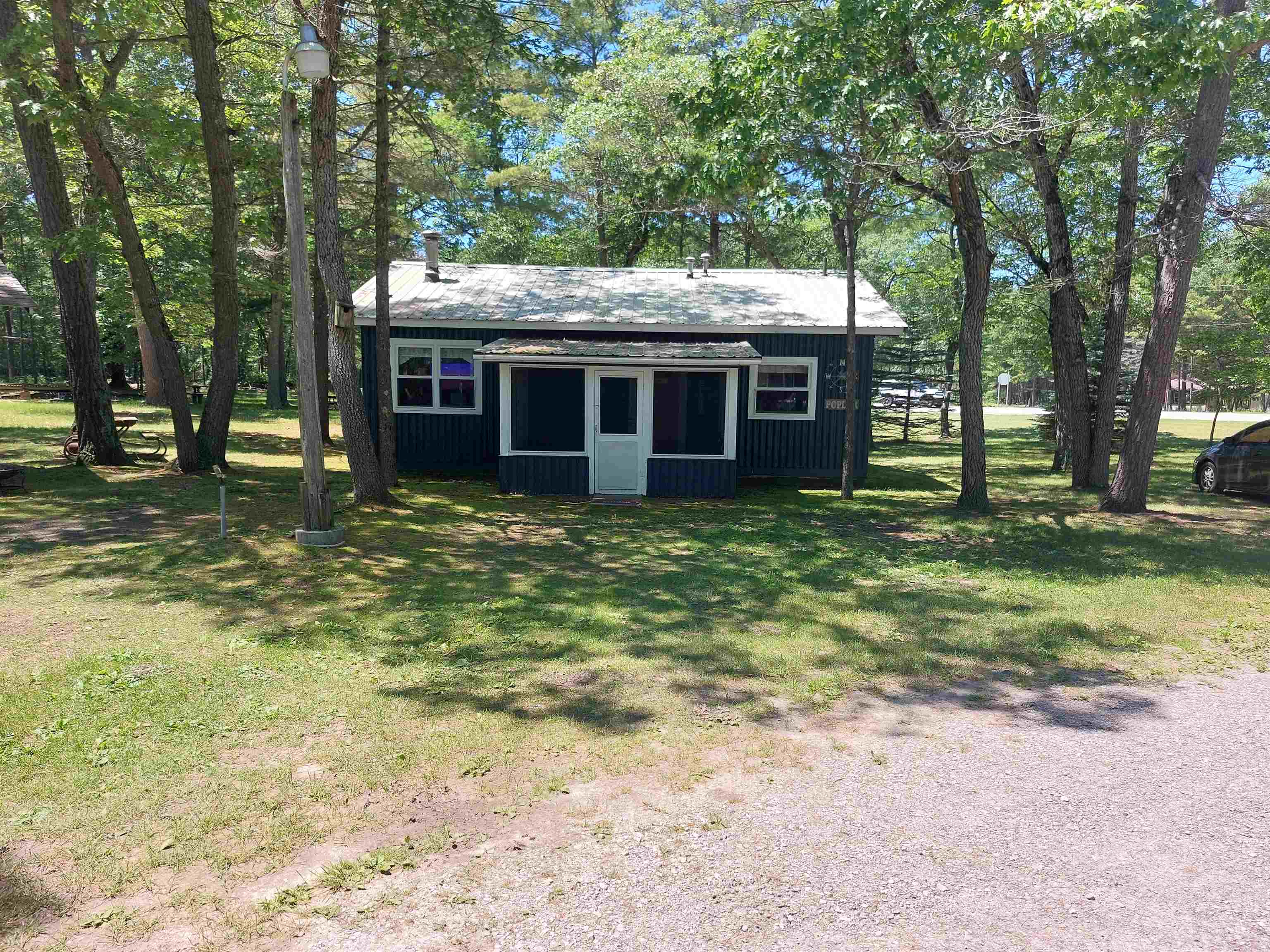 5th image of 975 N Huron St, East Tawas, MI 48730 | MLS# 77080070356