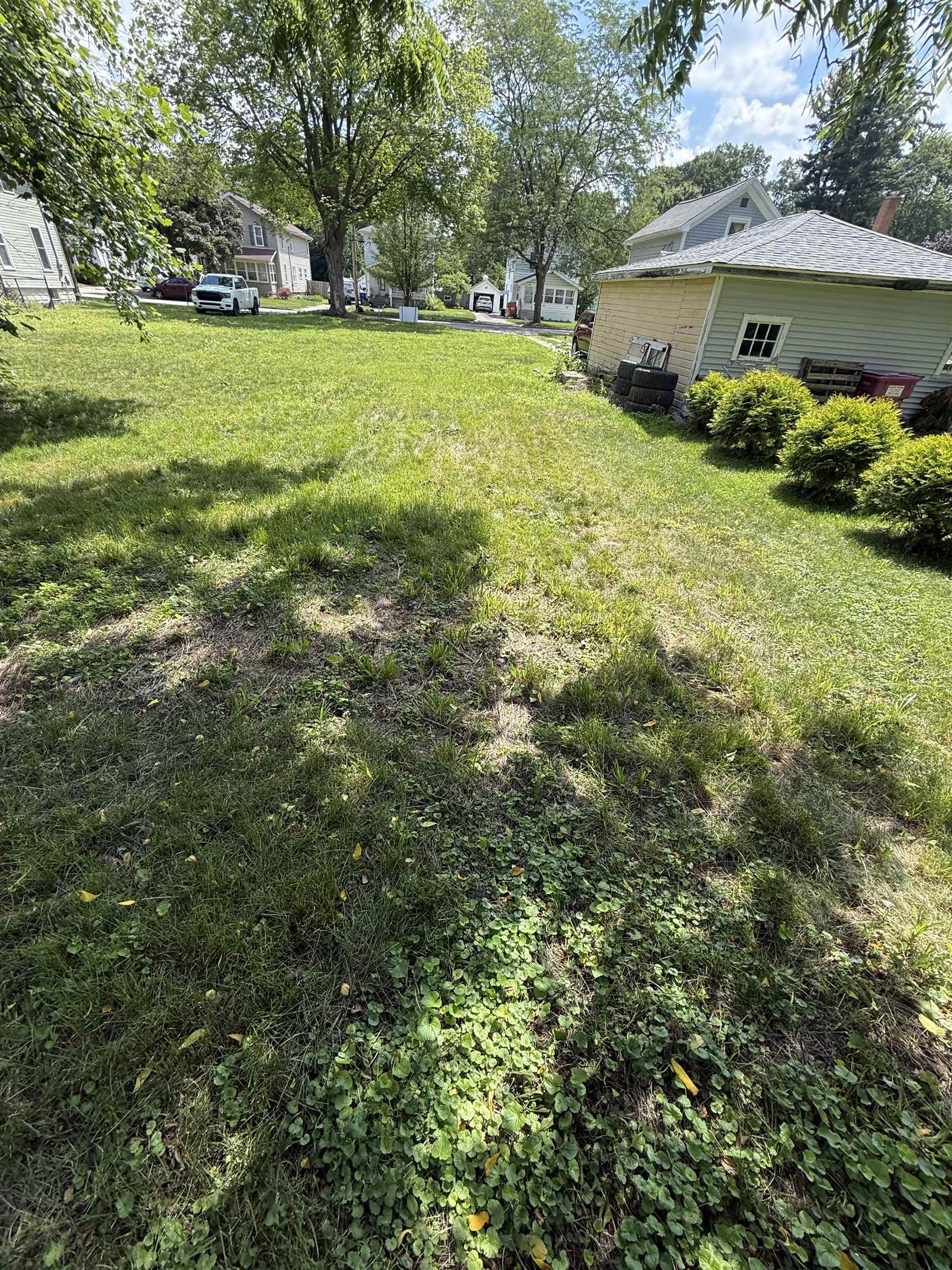 4th image of 643 N Hickory St, Owosso, MI 48867 | MLS# 79080070383