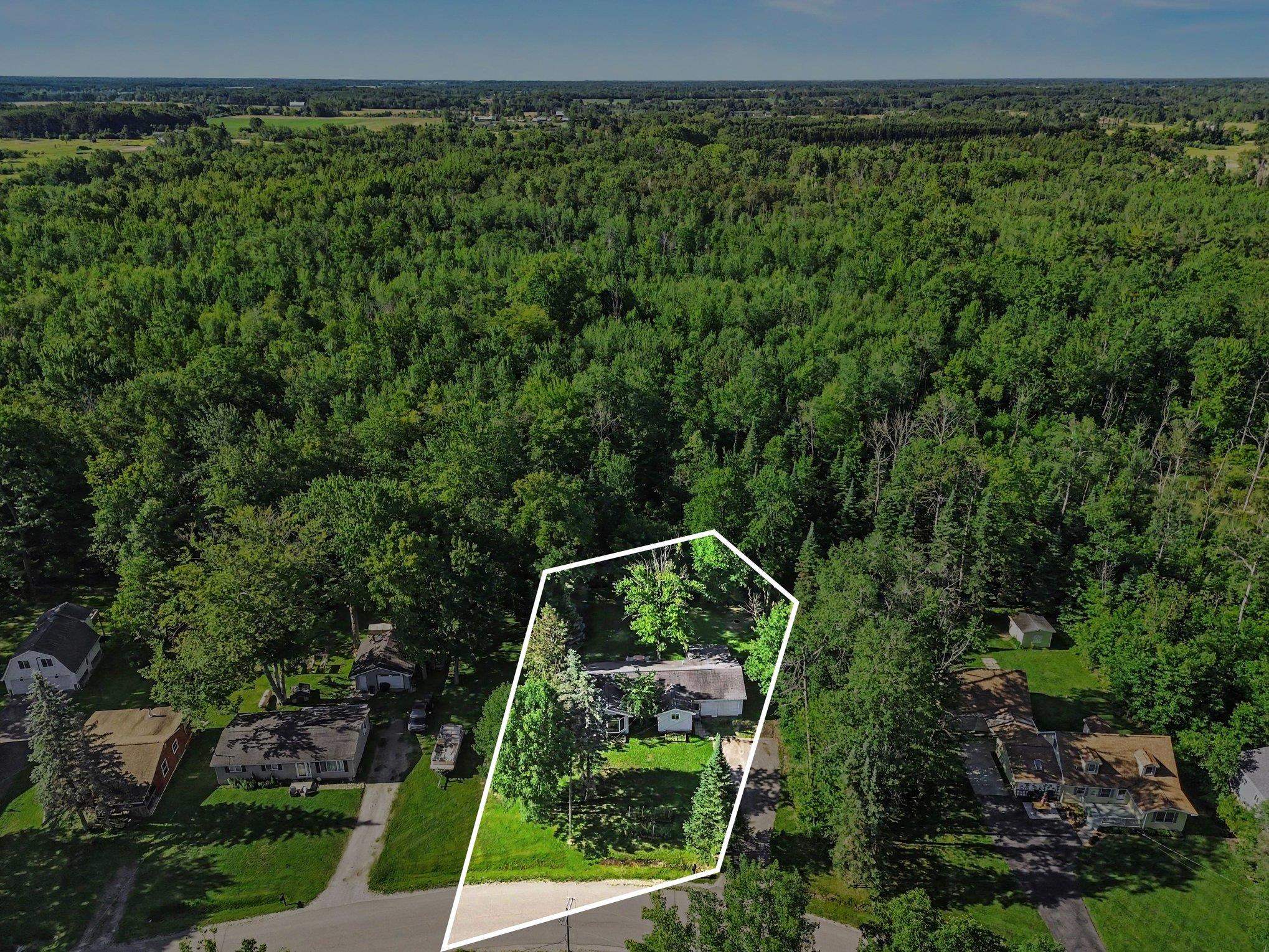 19th image of 7579 Hillsdale Dr, Hale, MI 48739 | MLS# 77080070393