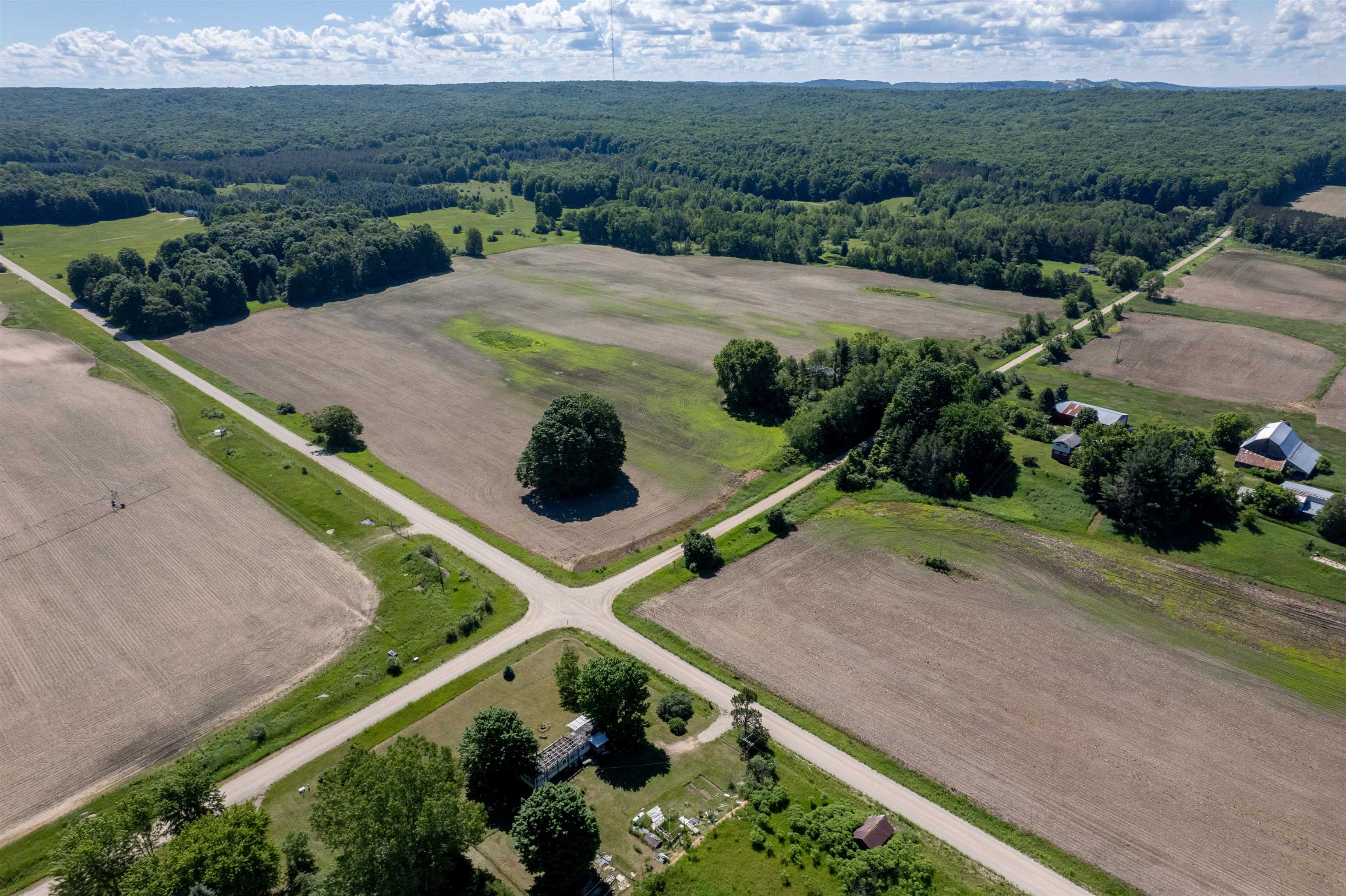 3rd image of 3102 S 9 Rd, Harrietta, MI 49638 | MLS# 78080070450
