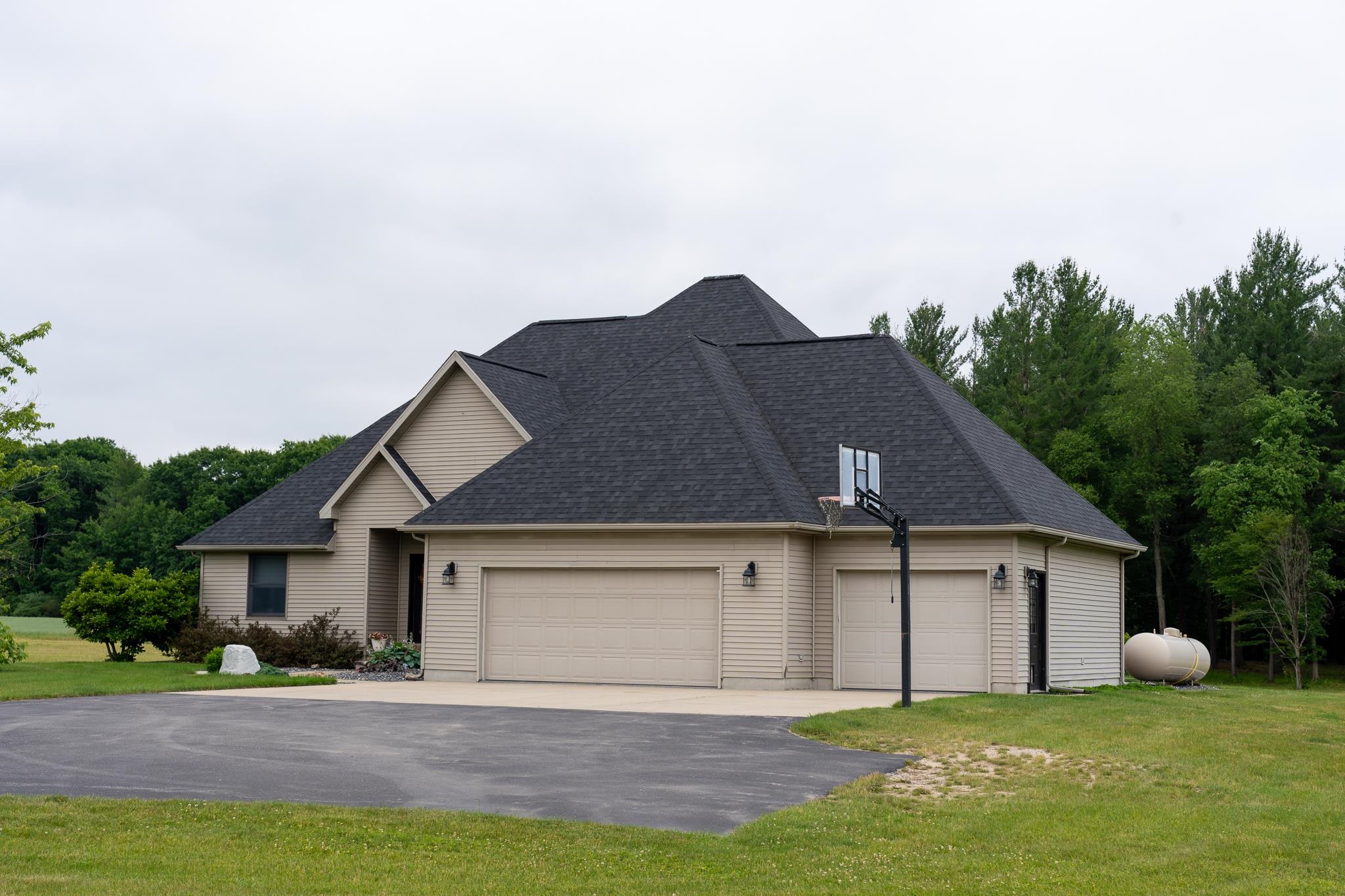 2nd image of 7667 W Pickard Rd, Mount Pleasant, MI 48858 | MLS# 79080070504