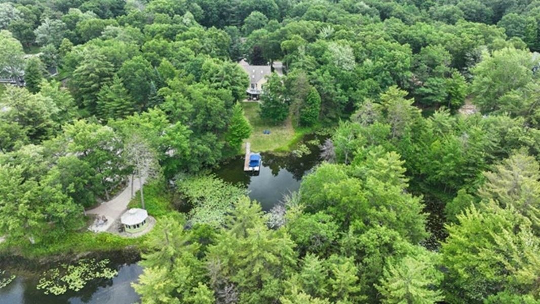 5th image of 7021 Lakewood Dr, Oscoda, MI 48750 | MLS# 77080070505