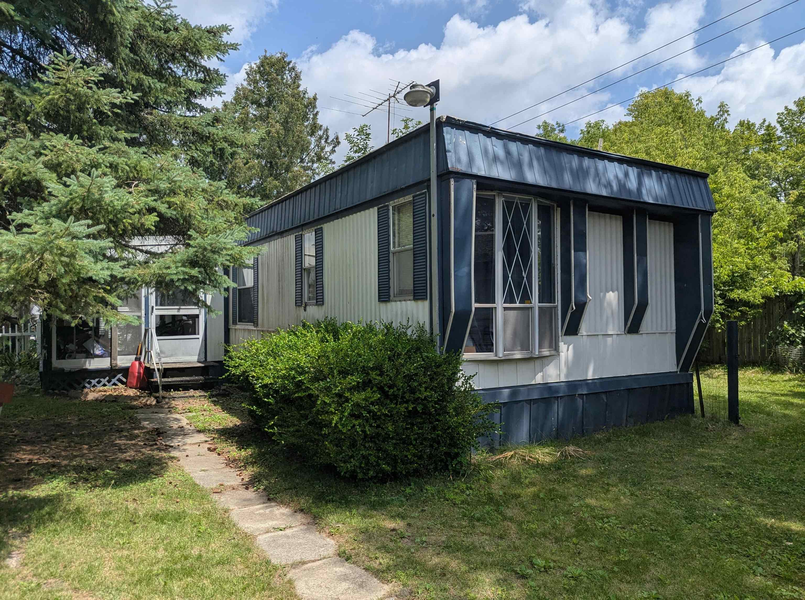 2nd image of 3525 East City Limits Rd, Standish, MI 48658 | MLS# 77080070508