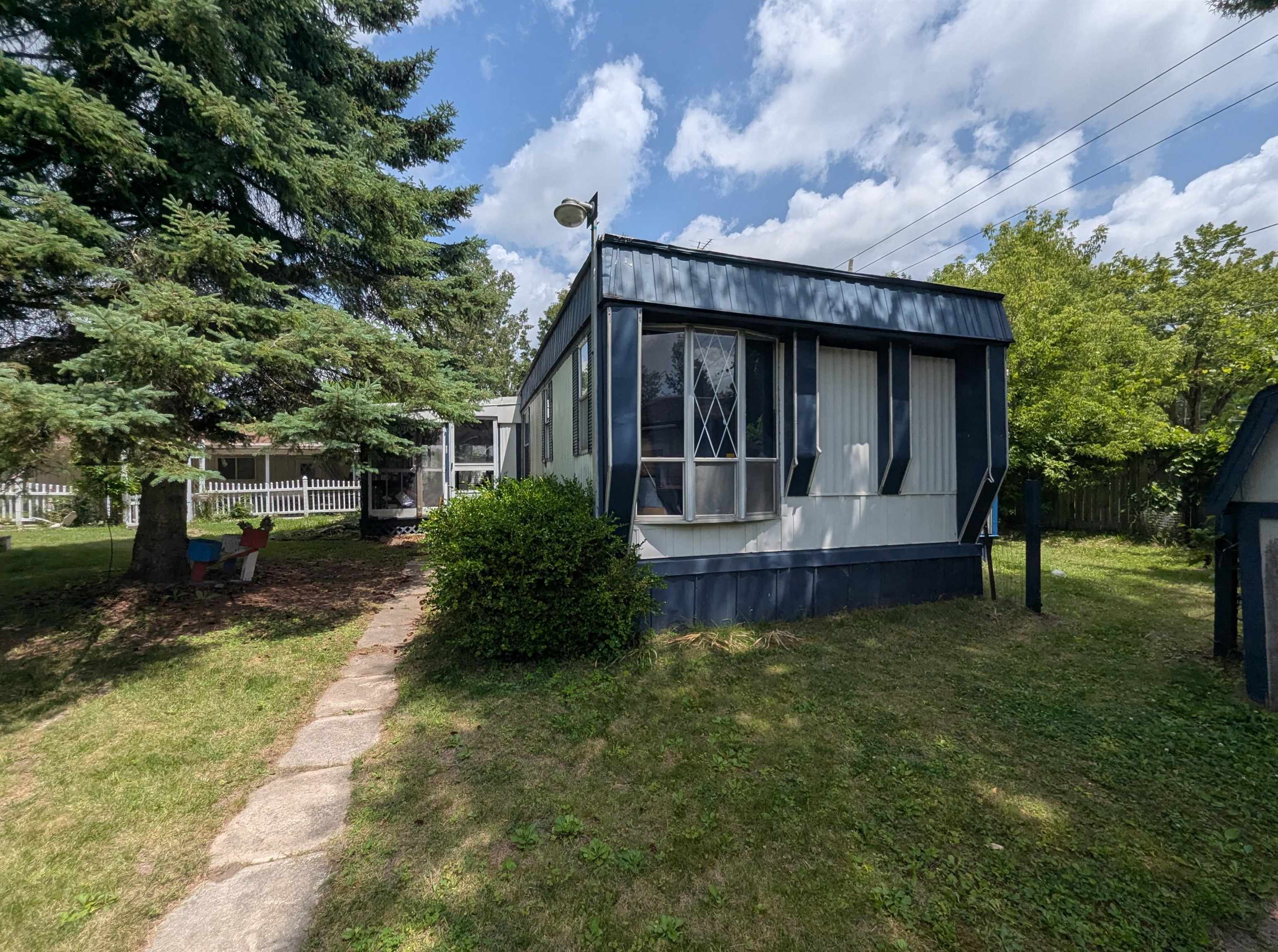 3rd image of 3525 East City Limits Rd, Standish, MI 48658 | MLS# 77080070508