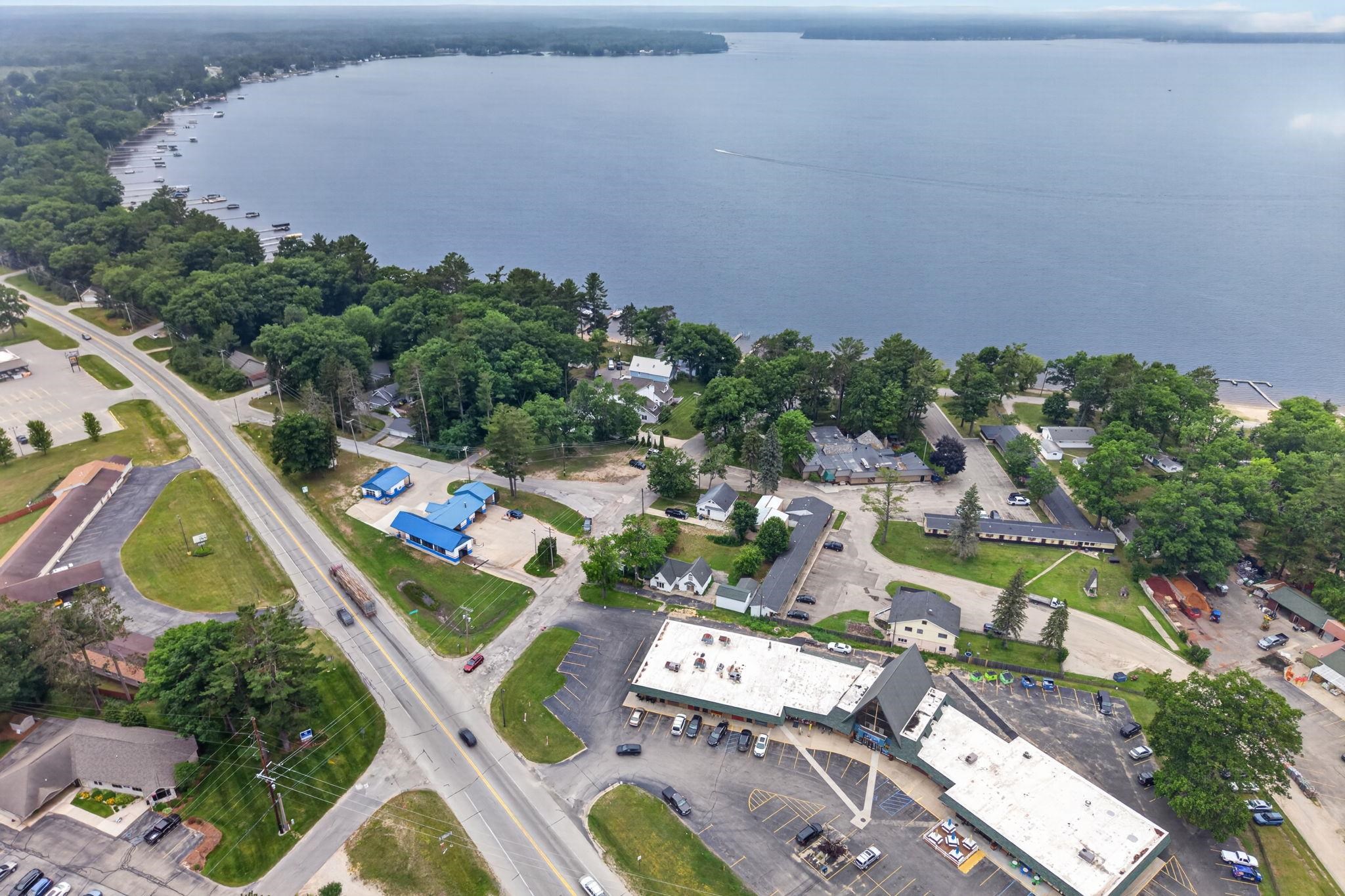 2nd image of 2816 Sunnyside Dr, Cadillac, MI 49601 | MLS# 78080070522