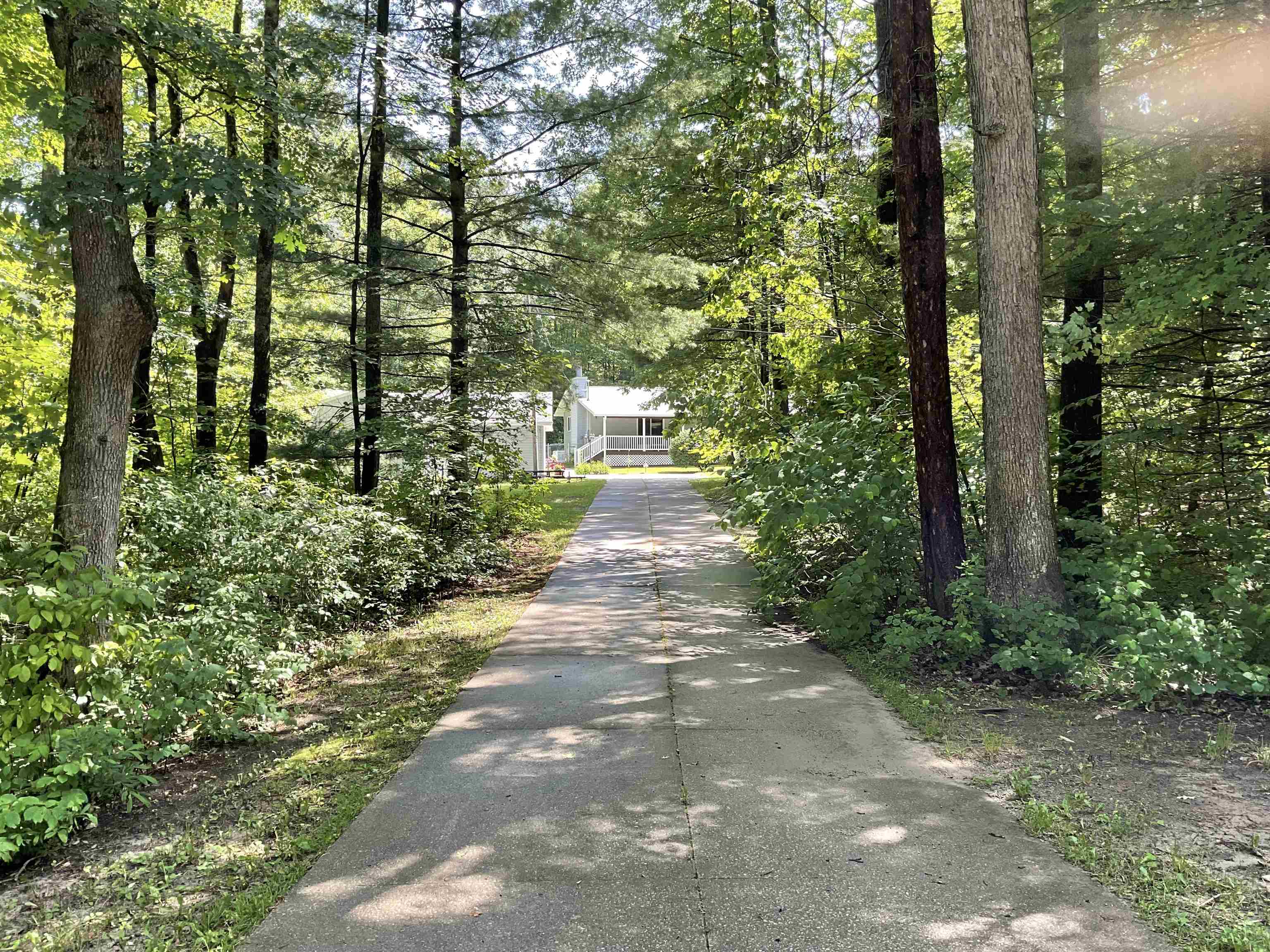 4th image of 3300 E Arnold Lake Rd, Harrison, MI 48625 | MLS# 80070549