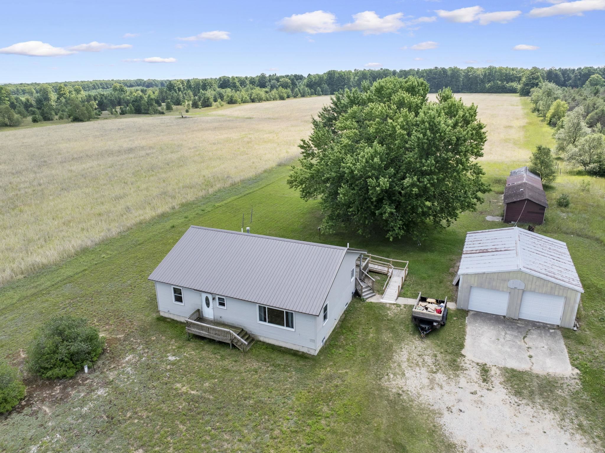 3rd image of 6268 E M-72, Kalkaska, MI 49646 | MLS# 80070557
