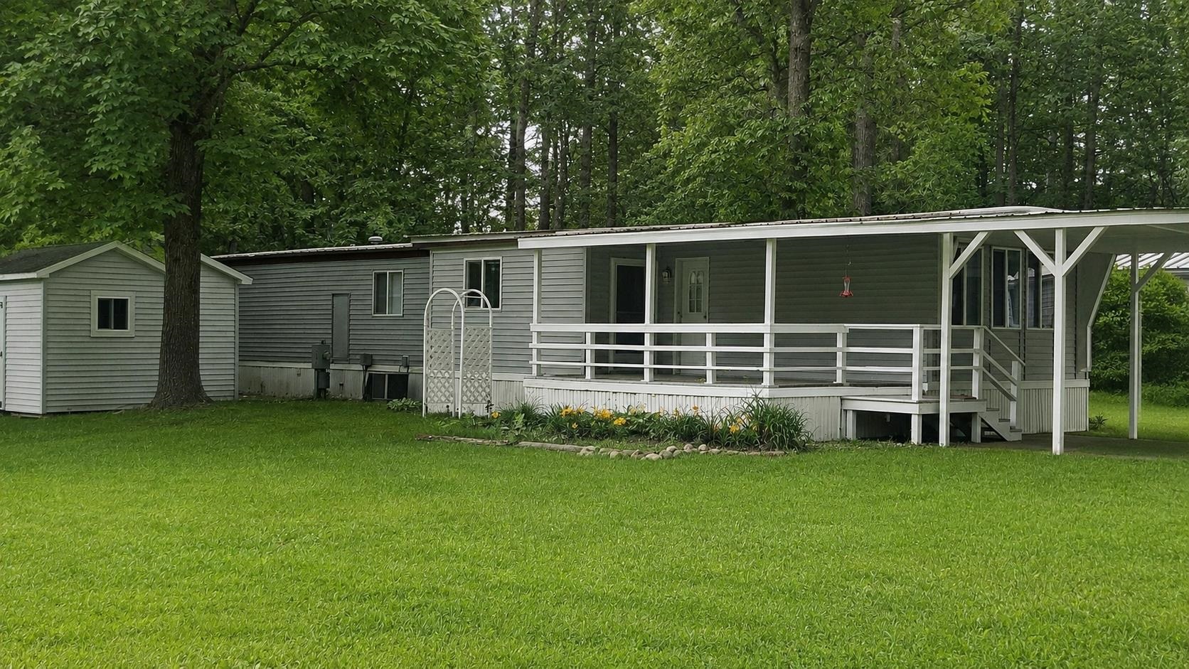 1st image of 1284 Channel Wy, Gladwin, MI 48624 | MLS# 79080070562