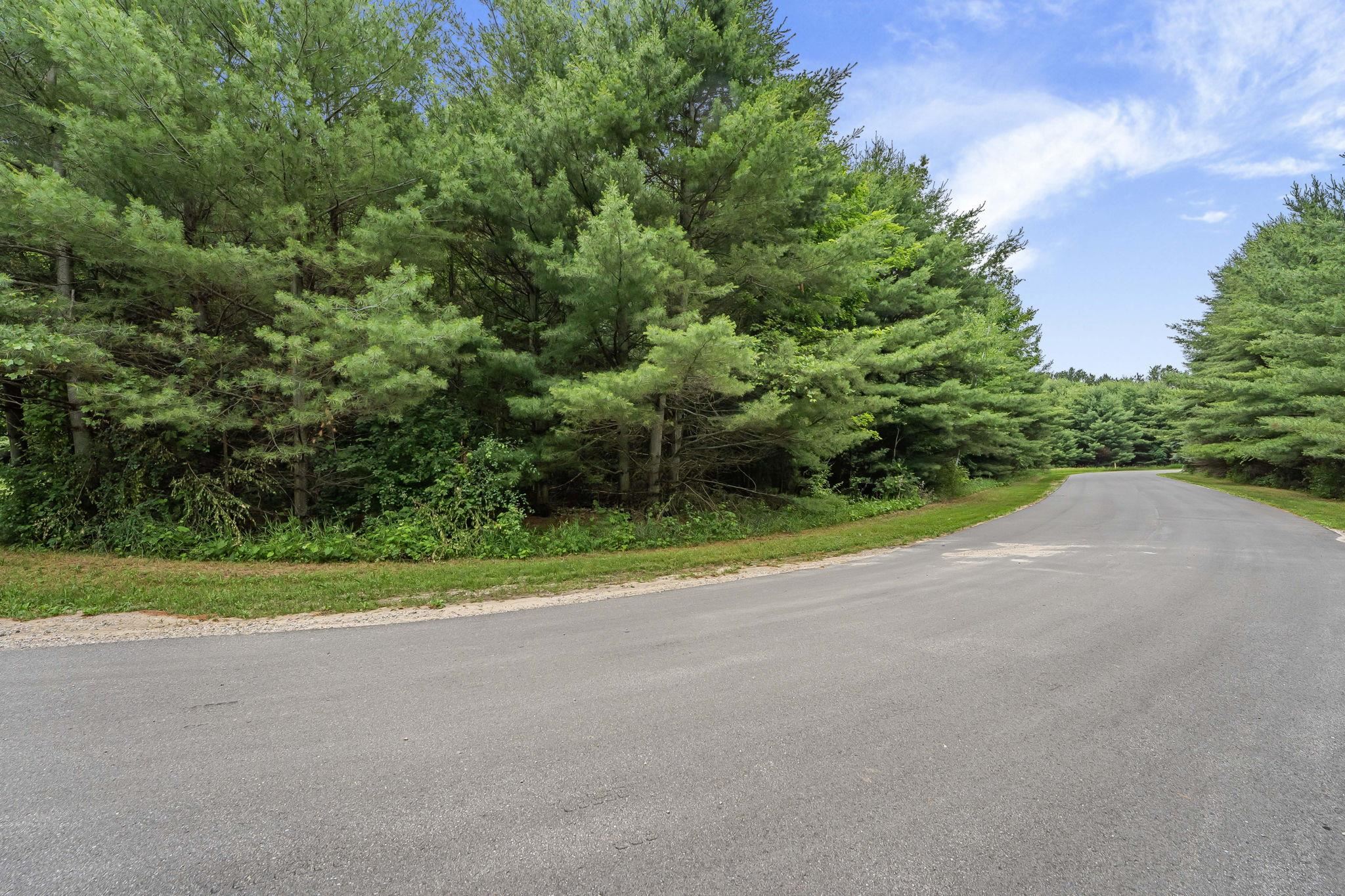 3rd image of 36 Servers Dr, Kewadin, MI 49648 | MLS# 78080070583