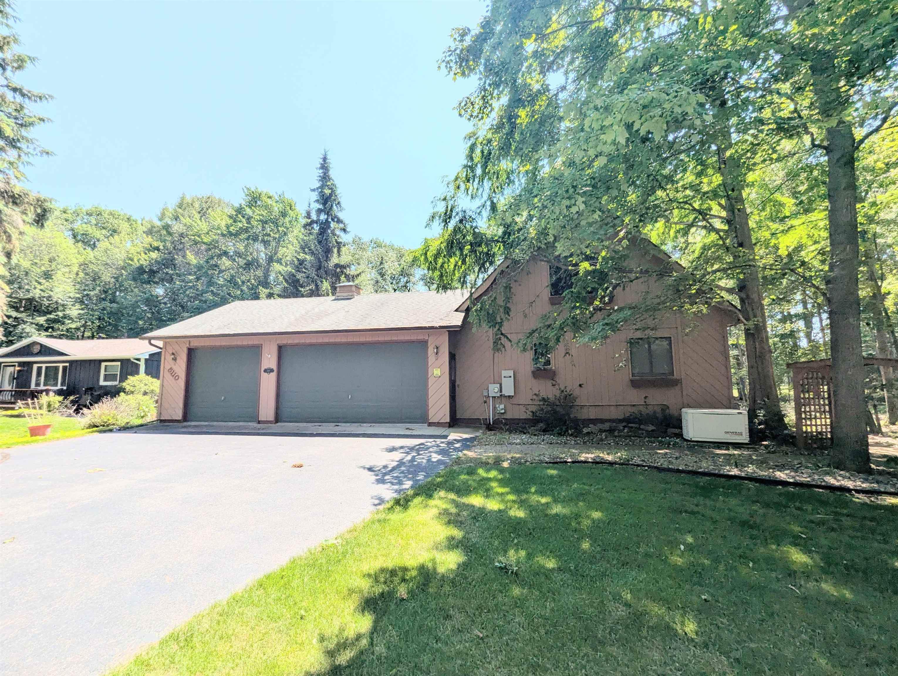 2nd image of 5110 Huron Breeze Dr, Au Gres, MI 48703 | MLS# 77080070629