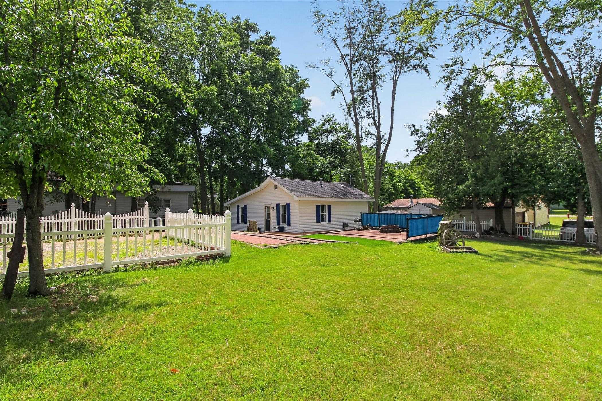 4th image of 1035 Fairview Ave, Alma, MI 48801 | MLS# 79080070645